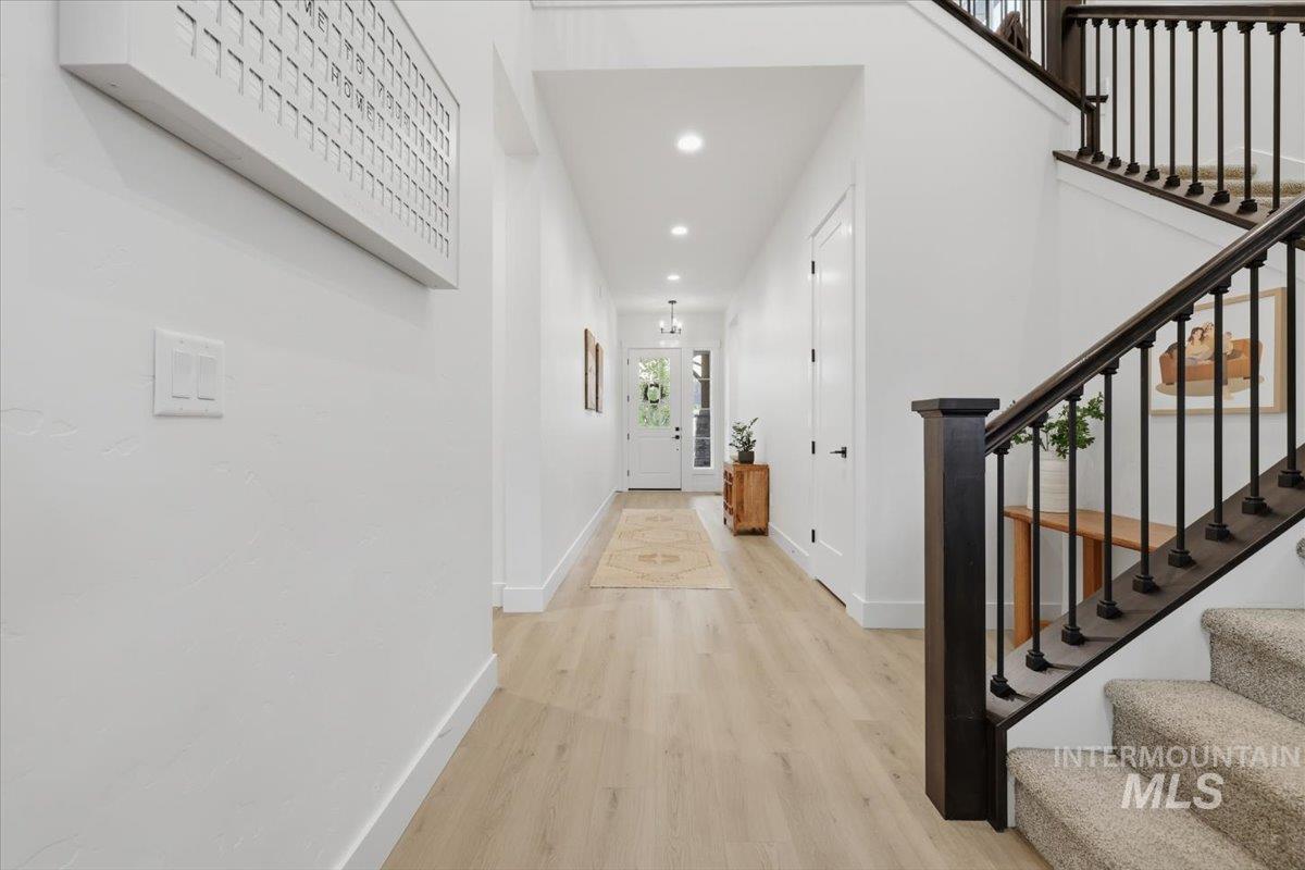 125 S Eagles Roost Way Property Photo 14