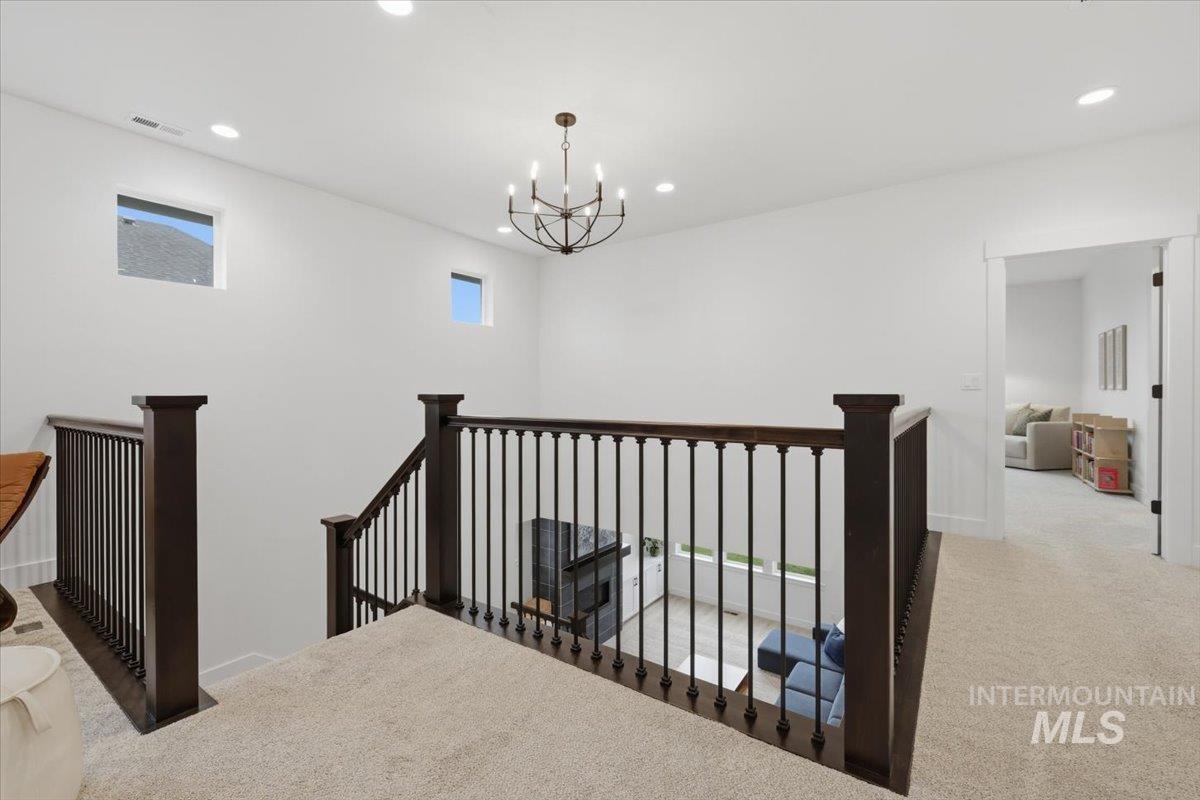 125 S Eagles Roost Way Property Photo 33
