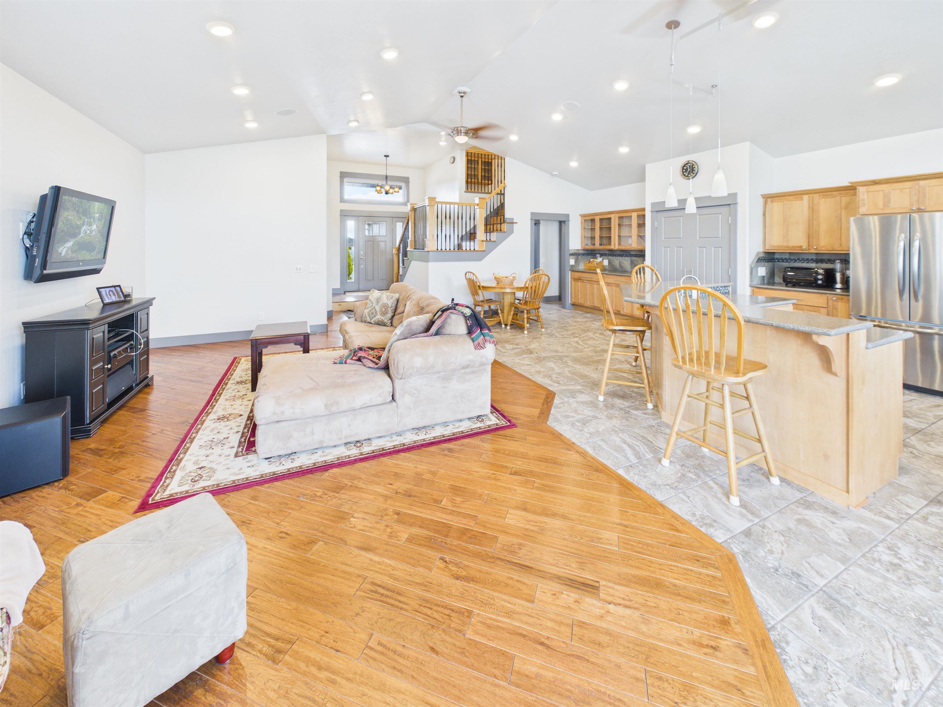 503 Heron Way Property Photo 10