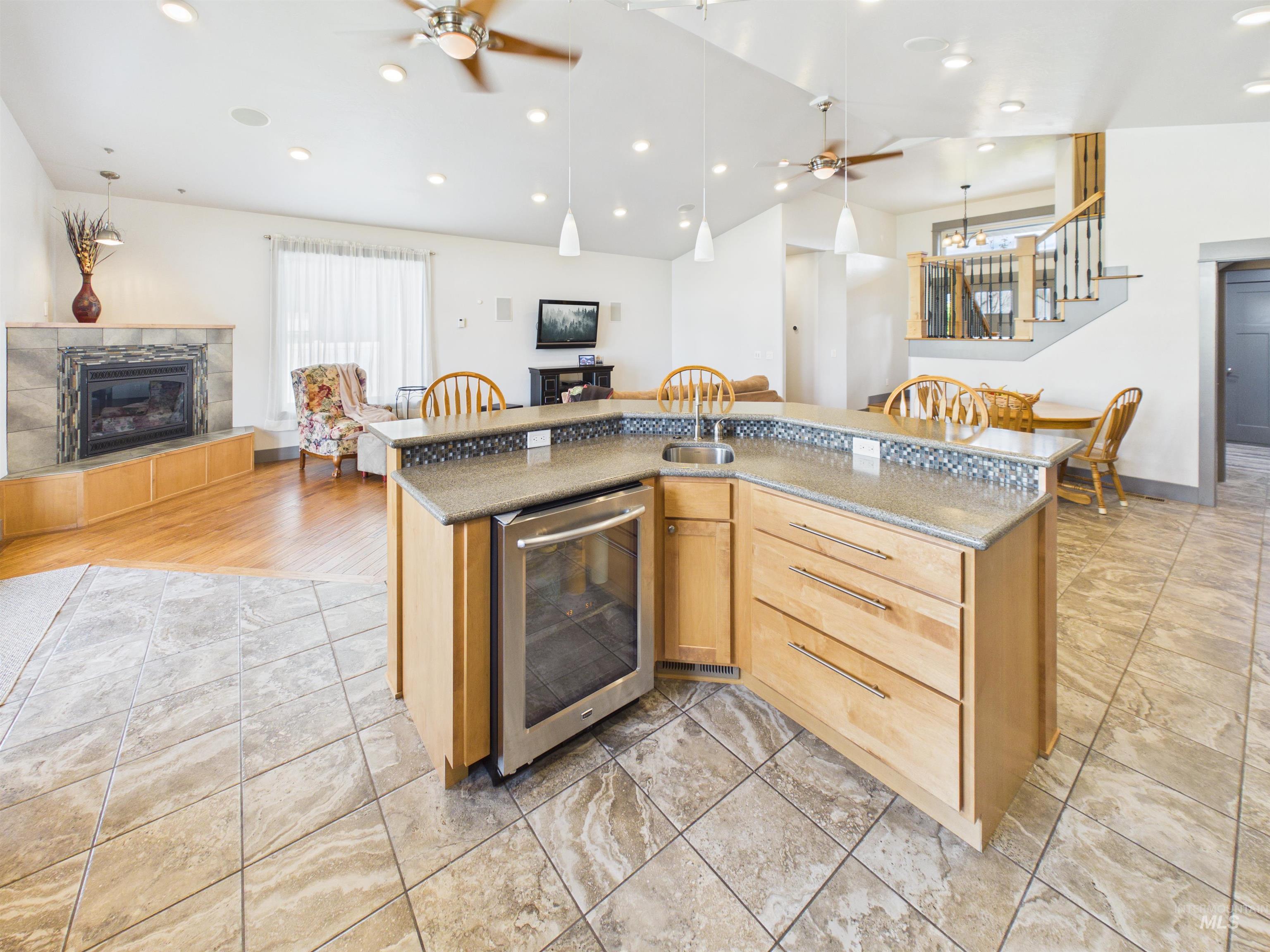 503 Heron Way Property Photo 12