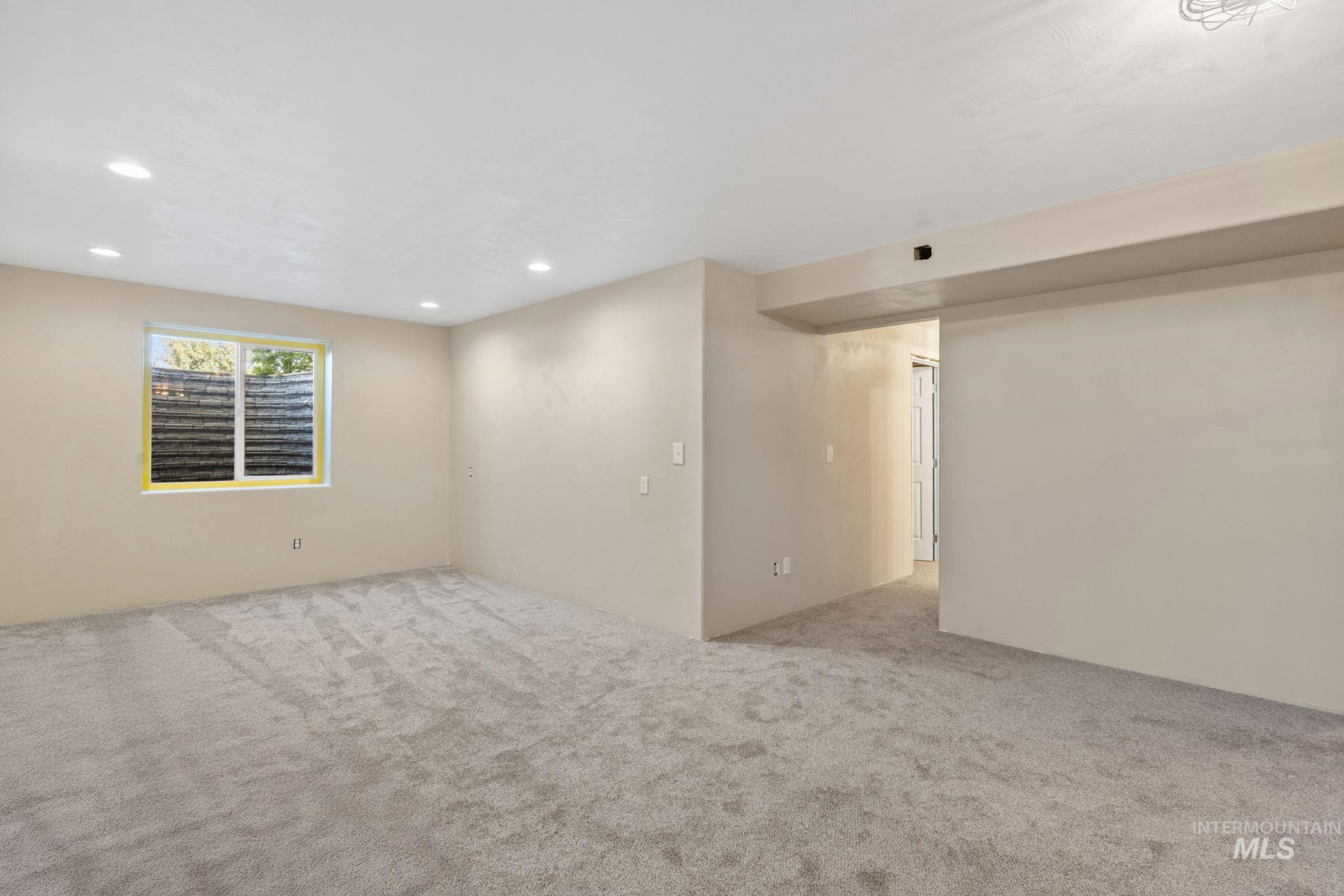3625 N 2000 W Property Photo 21