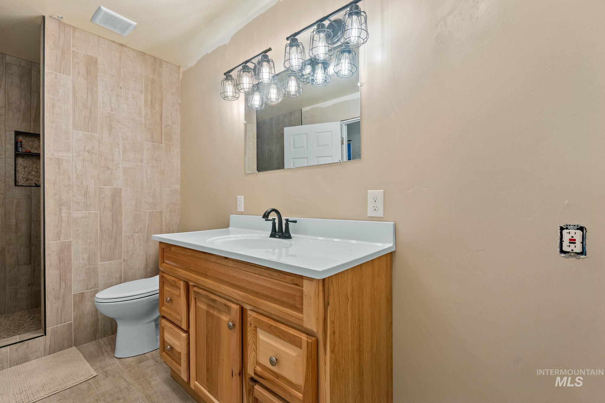 3625 N 2000 W Property Photo 26