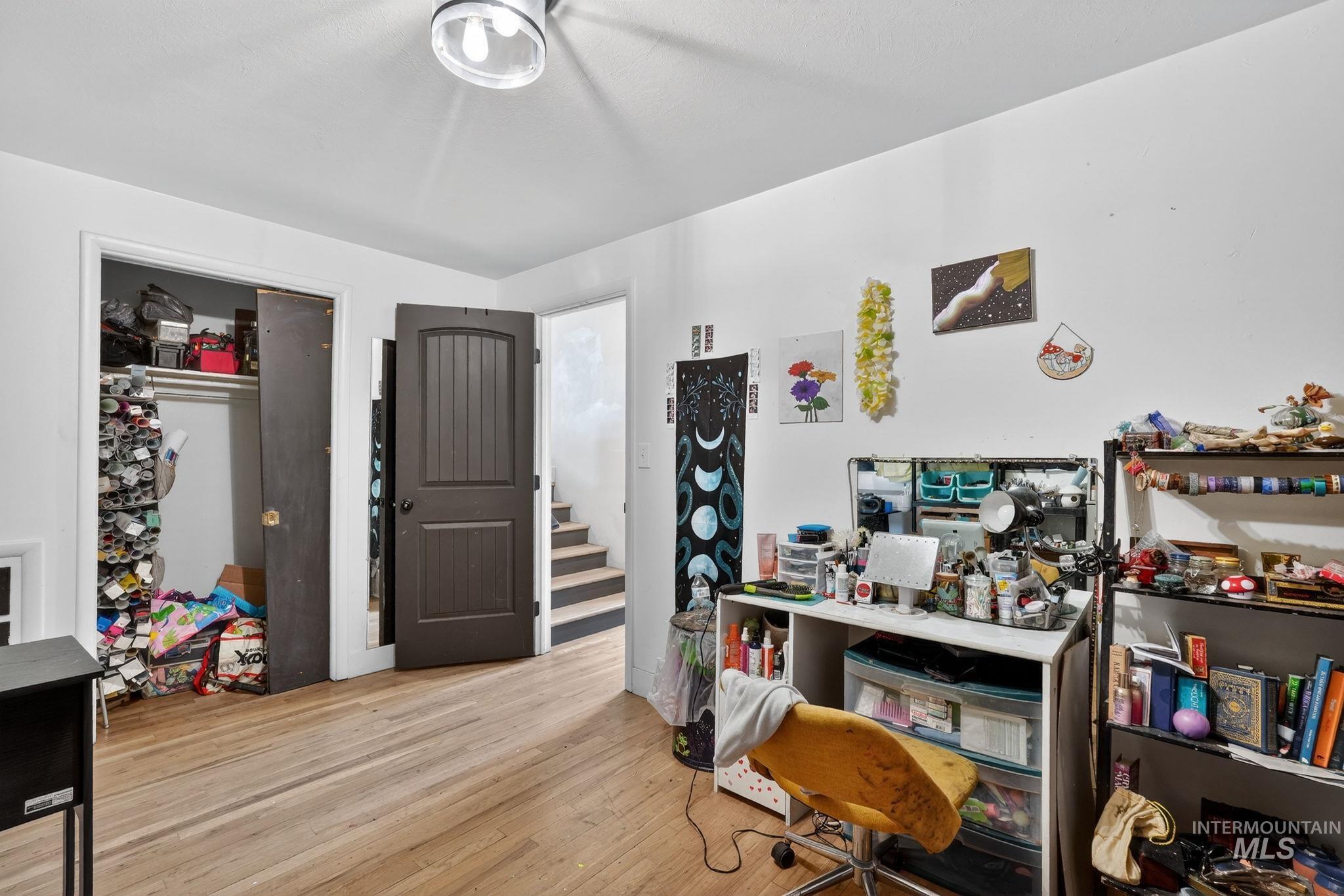 900 Stanger Avenue Property Photo 18