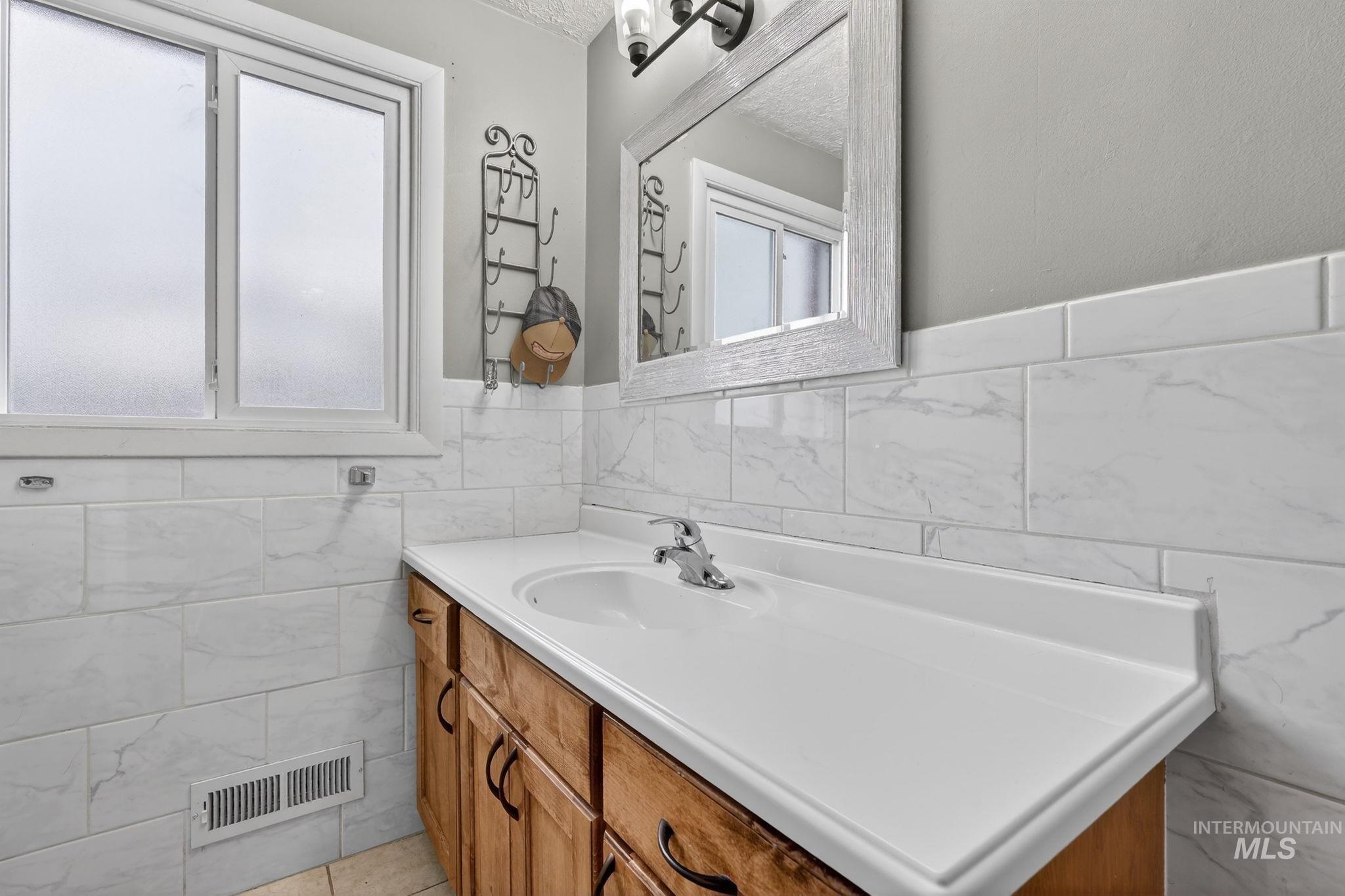 900 Stanger Avenue Property Photo 21