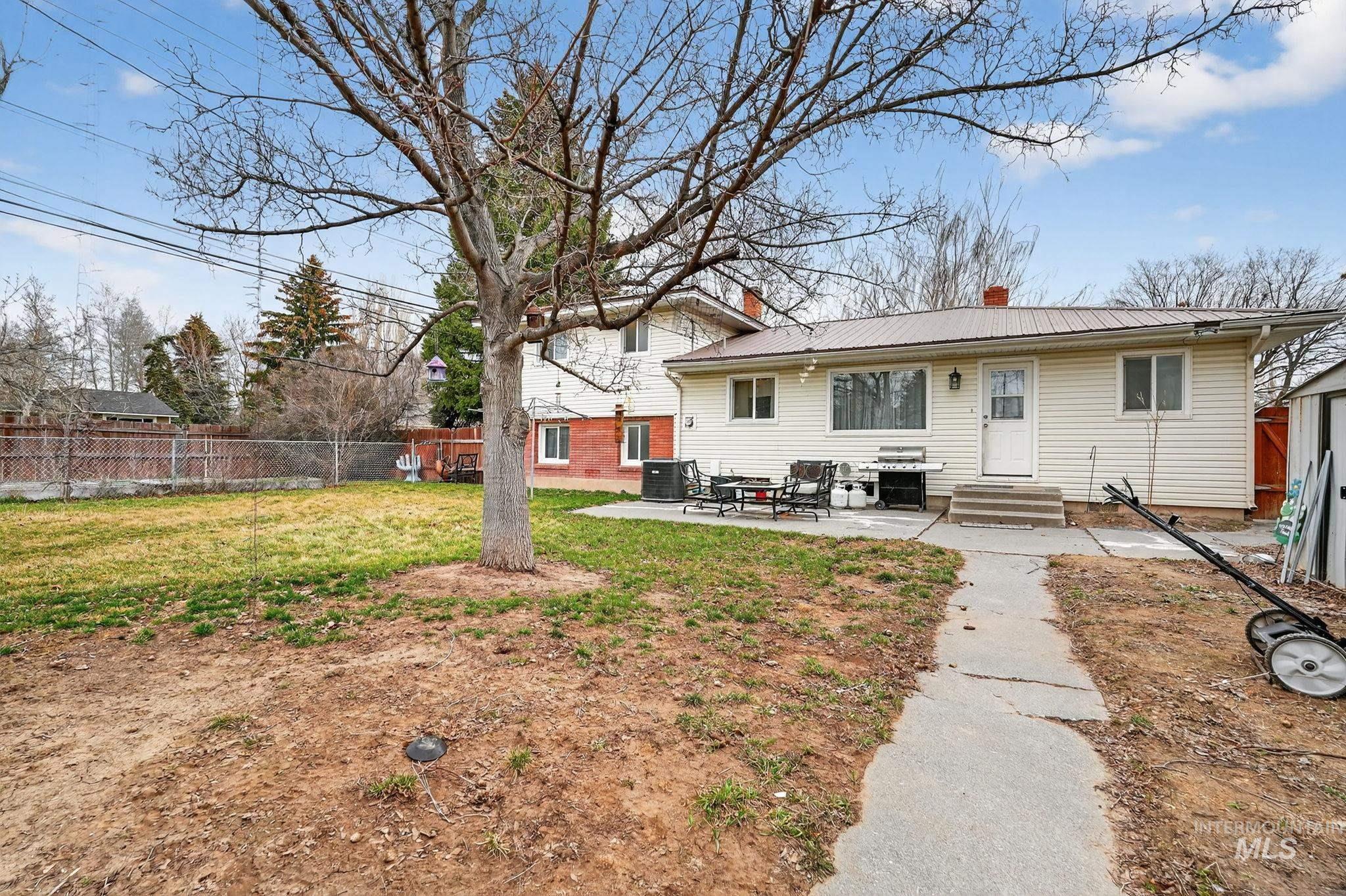 900 Stanger Avenue Property Photo 41