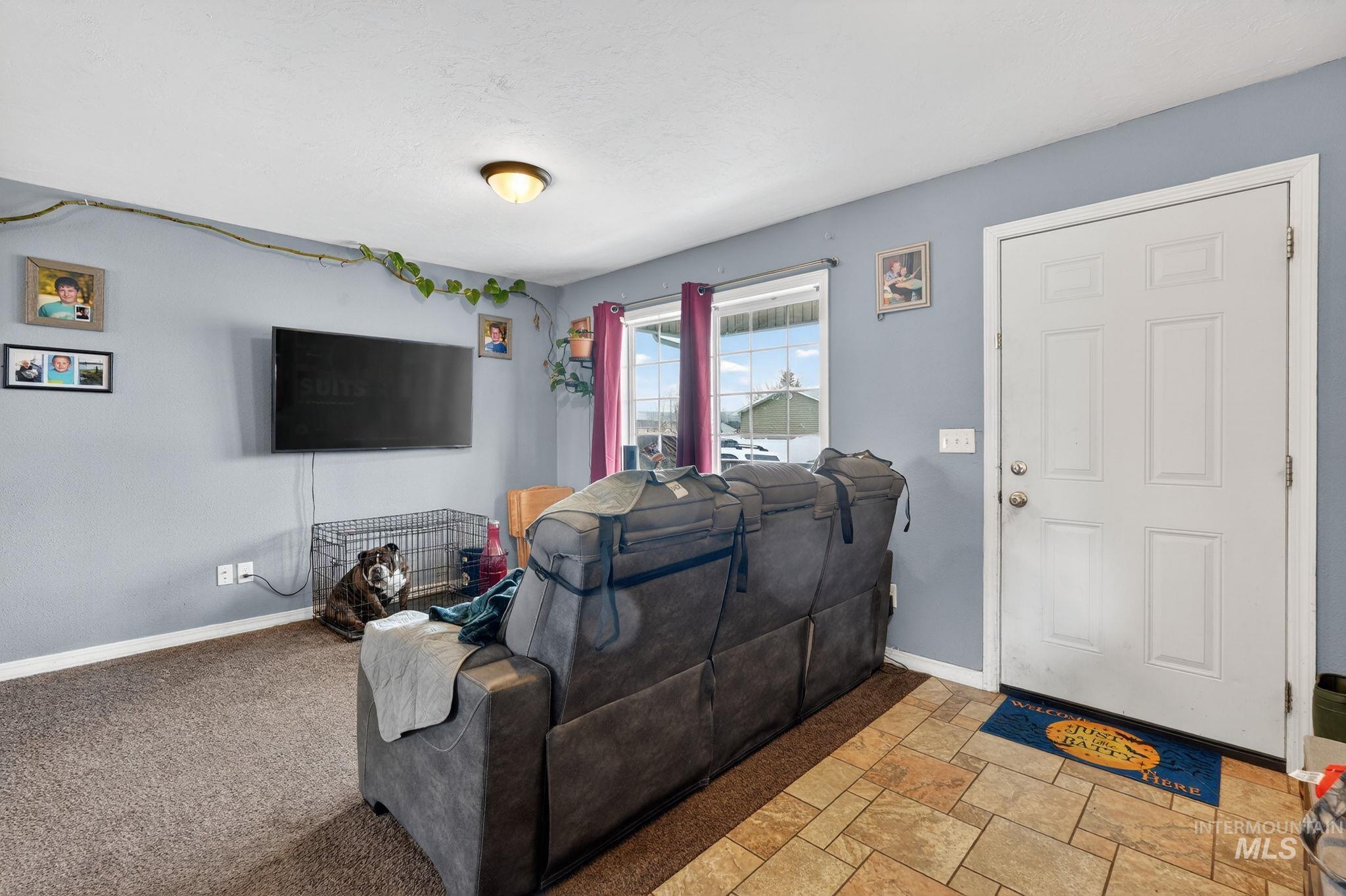 3969 E Deloy Drive Property Photo 5