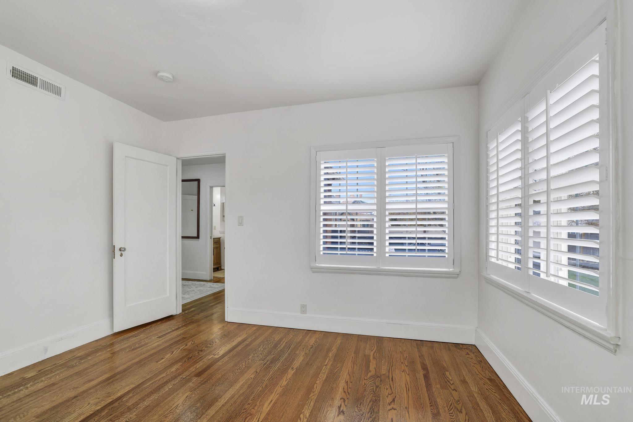 102 Fillmore Property Photo 22