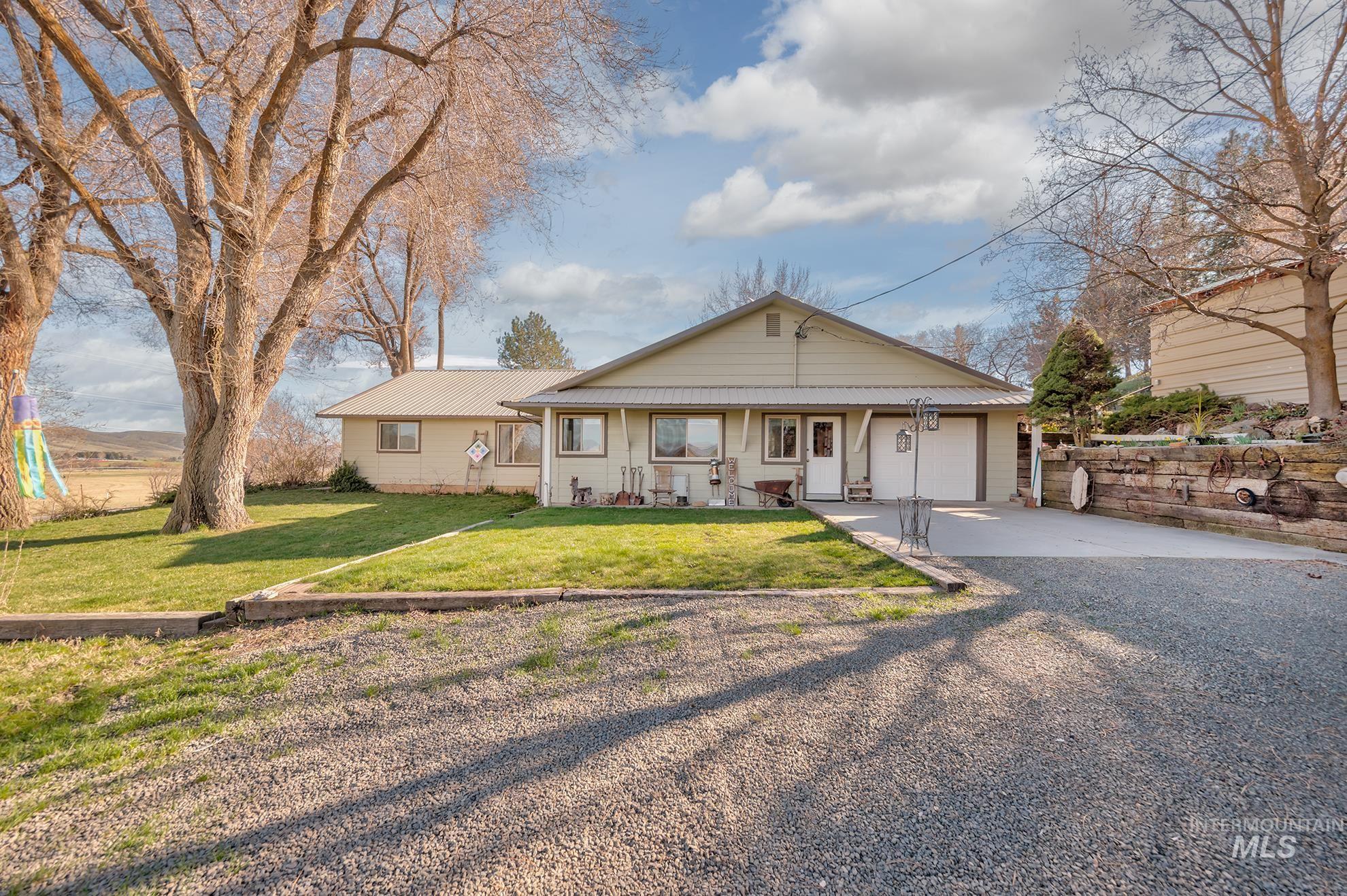 1365 Hwy 95 Property Photo 1