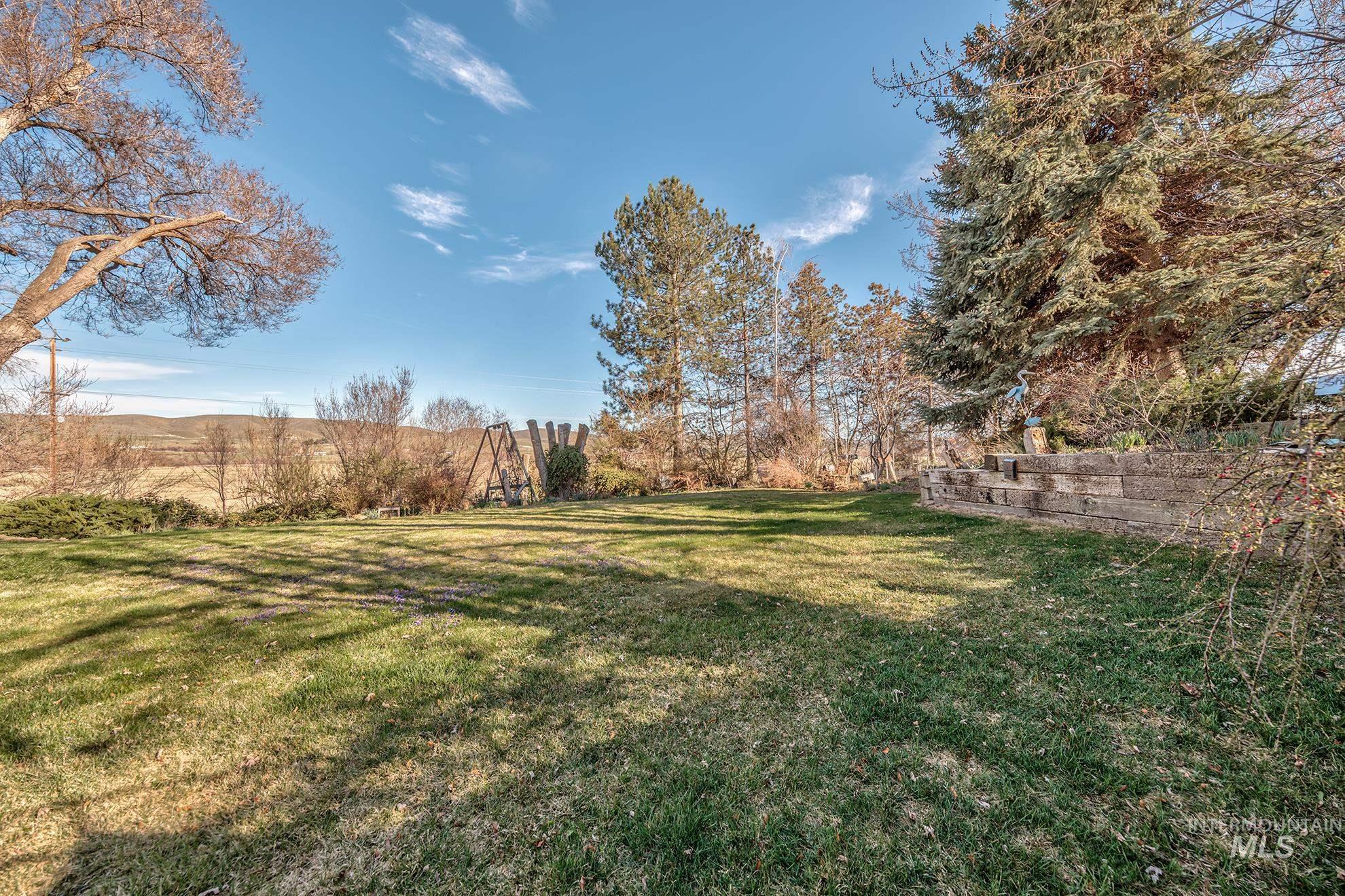 1365 Hwy 95 Property Photo 2