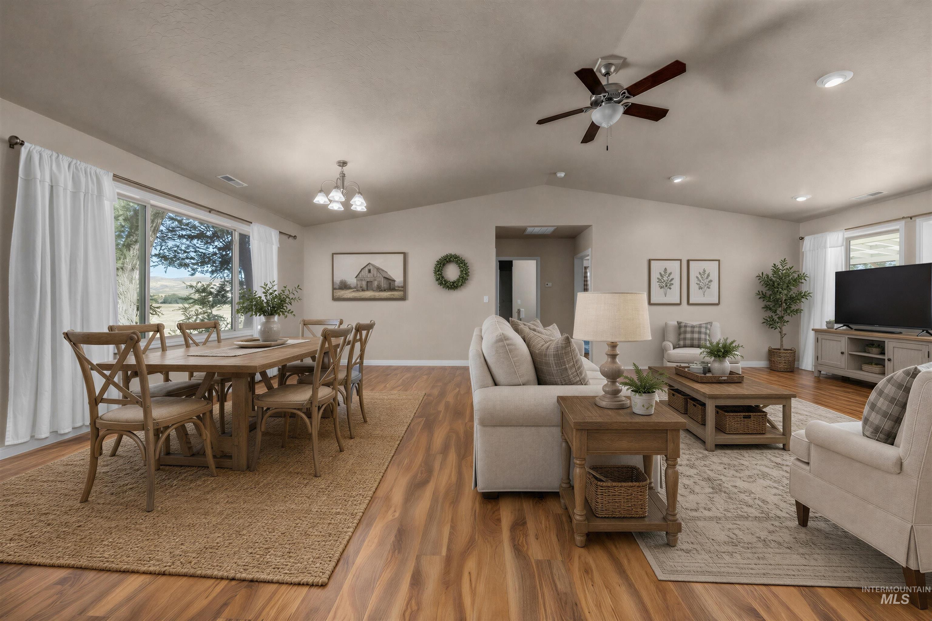 1365 Hwy 95 Property Photo 11
