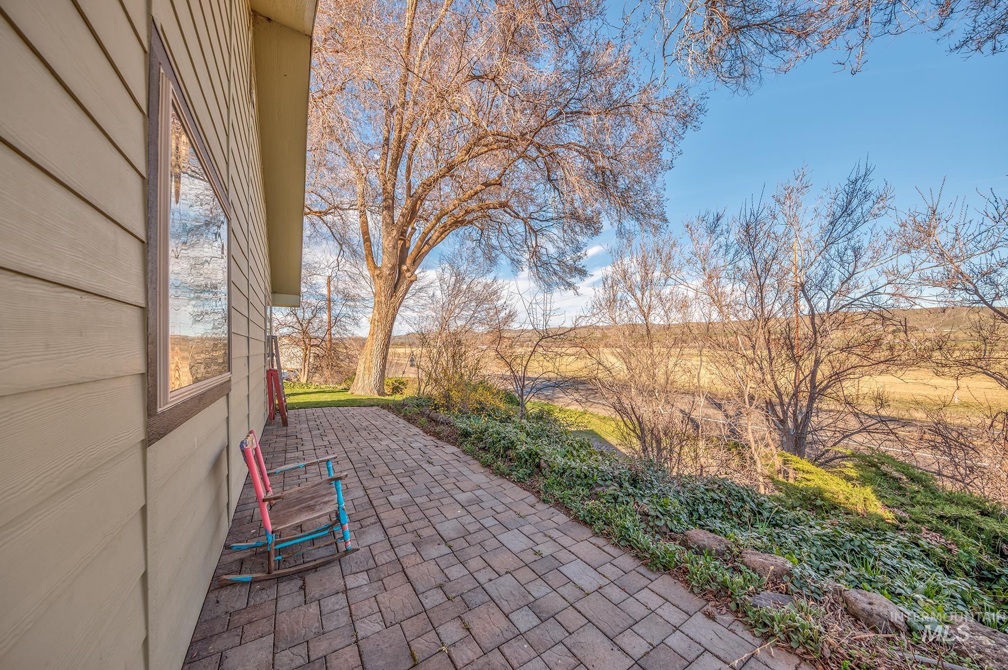 1365 Hwy 95 Property Photo 19