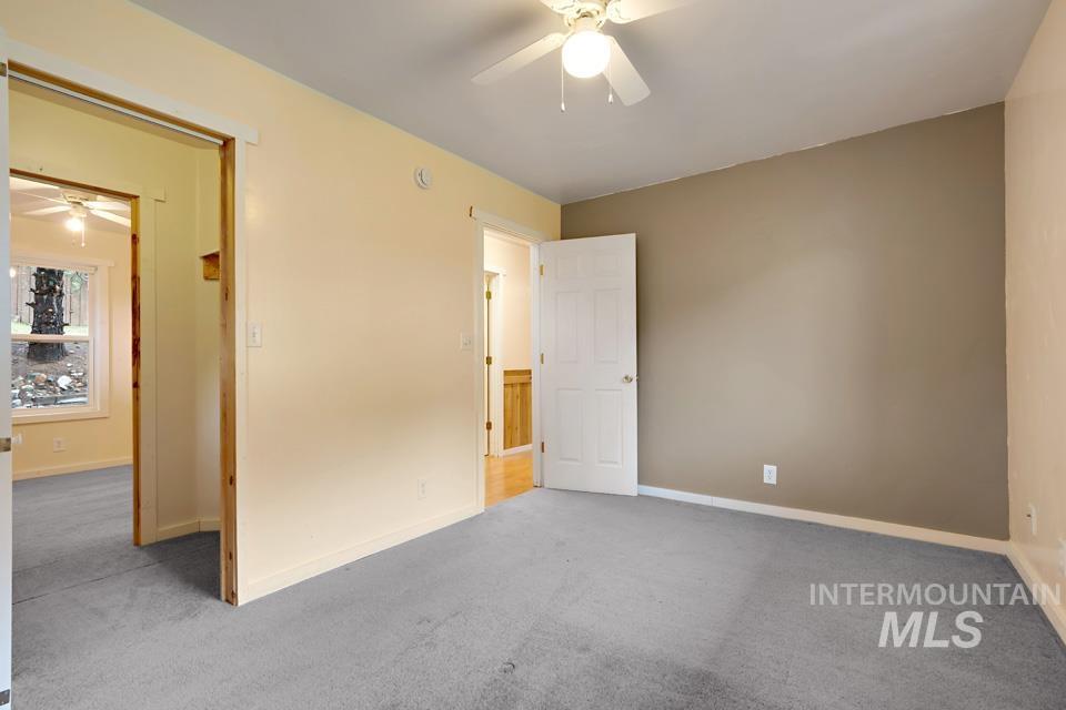 15 Sellman Dr Property Photo 14