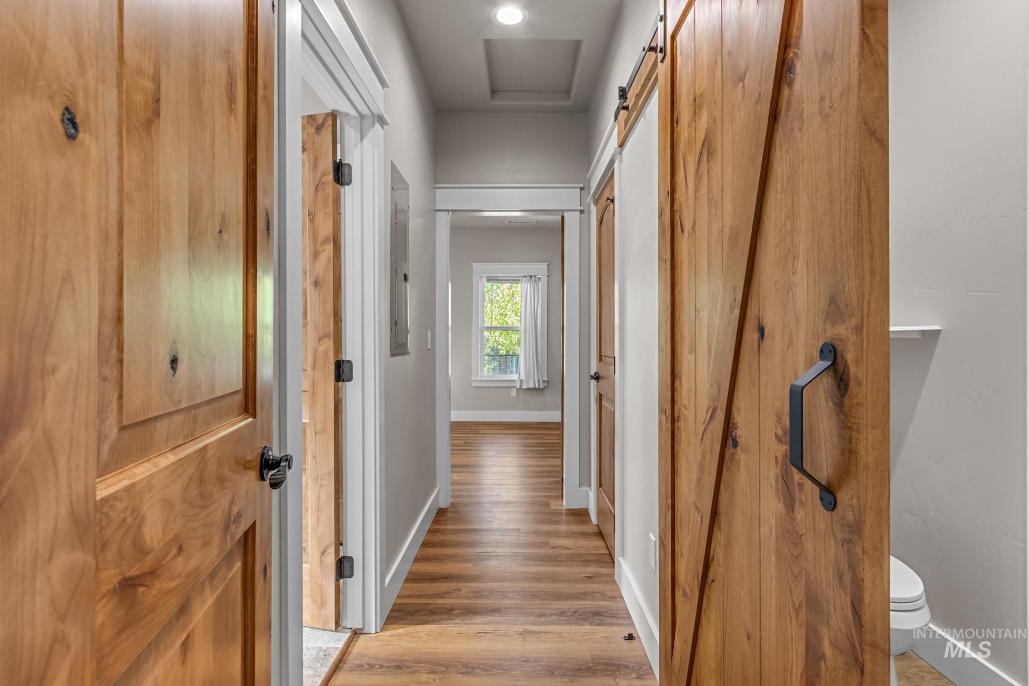 111 Swan Lane Property Photo 23