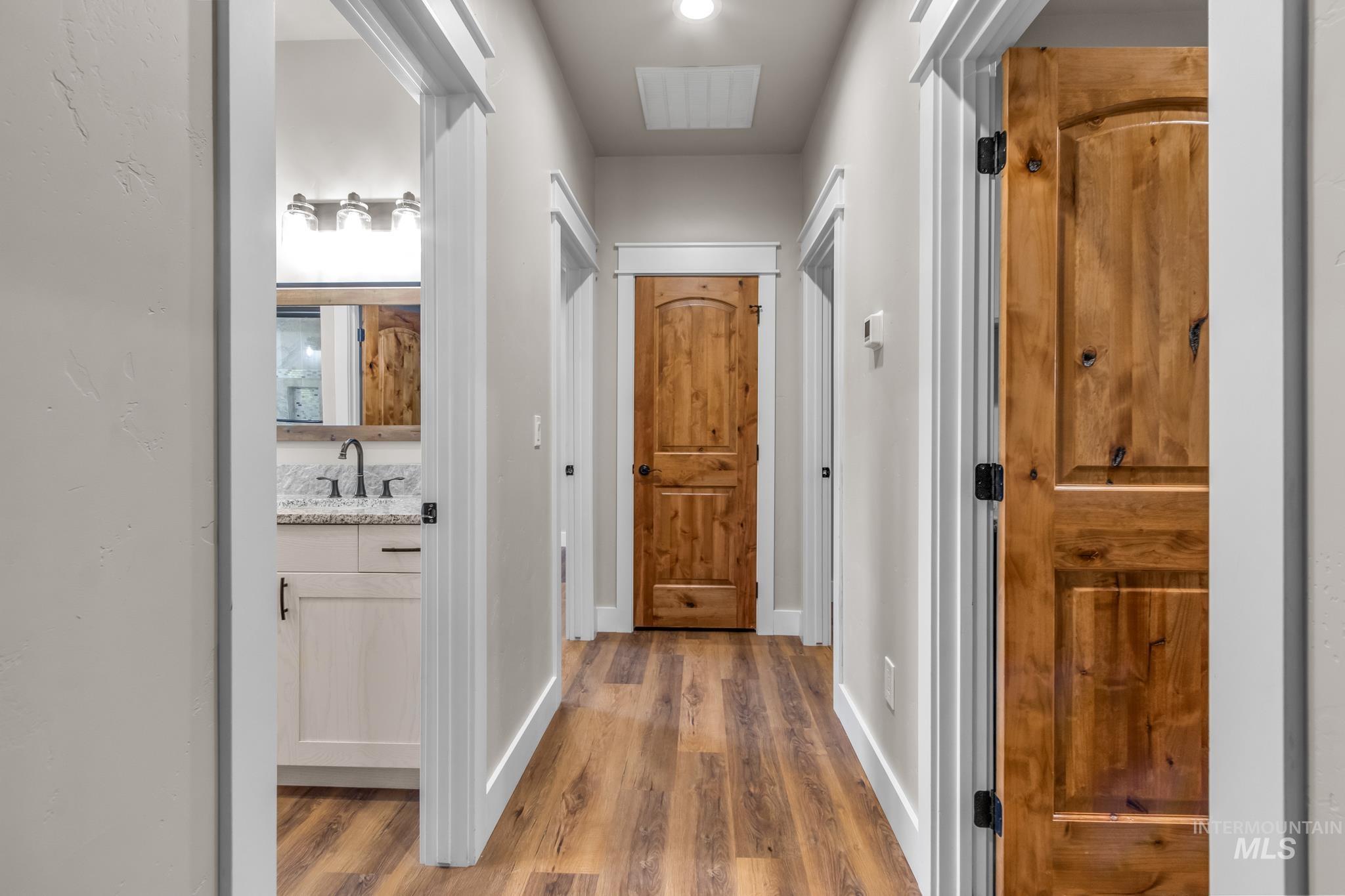 111 Swan Lane Property Photo 33