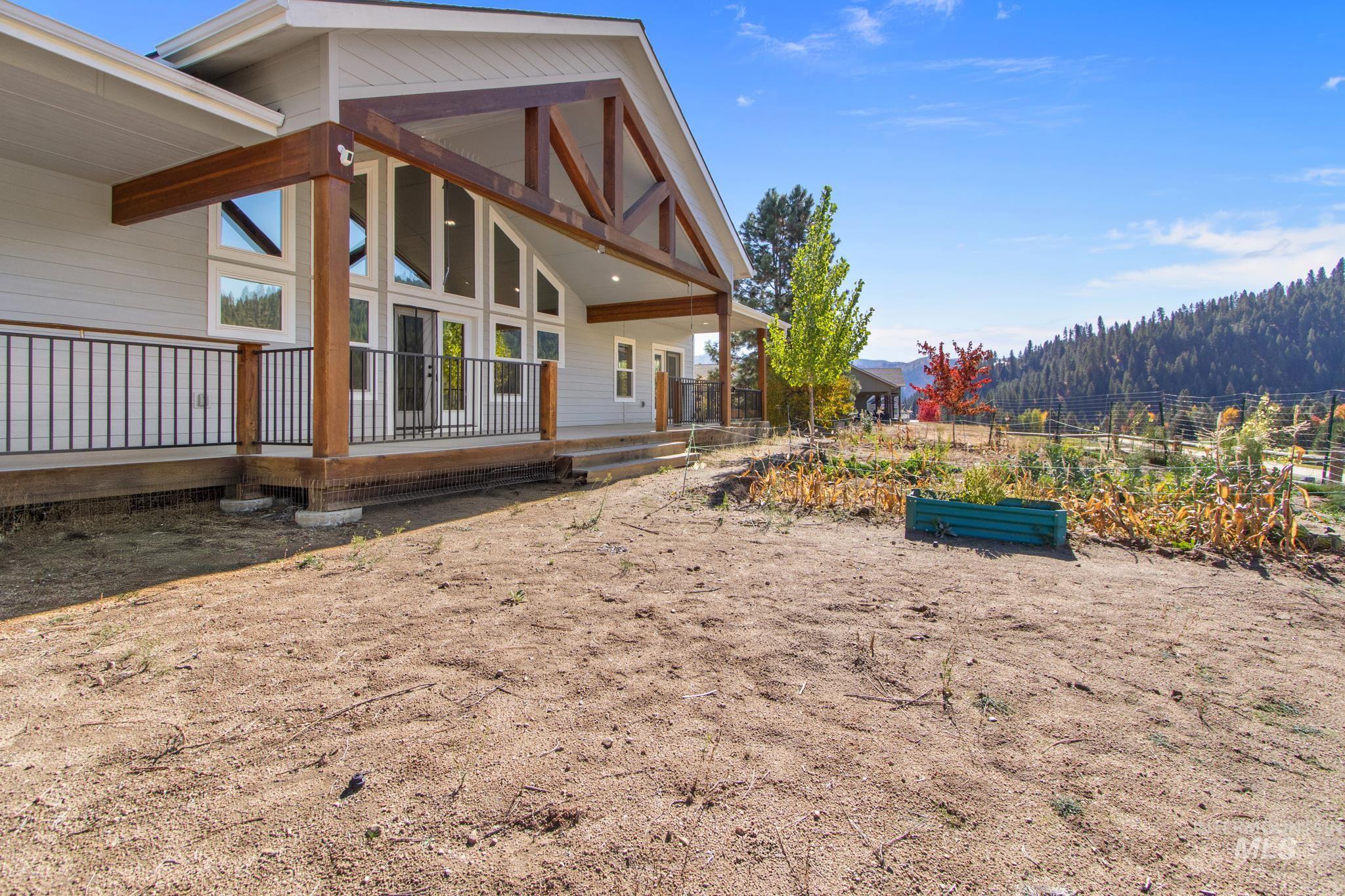 111 Swan Lane Property Photo 43