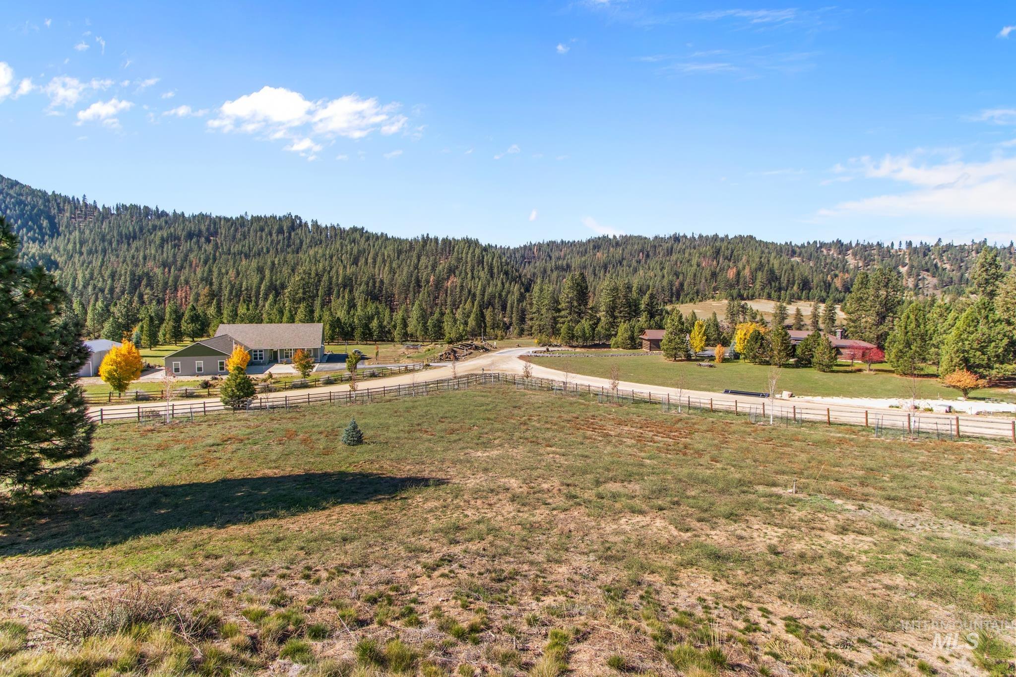 111 Swan Lane Property Photo 44