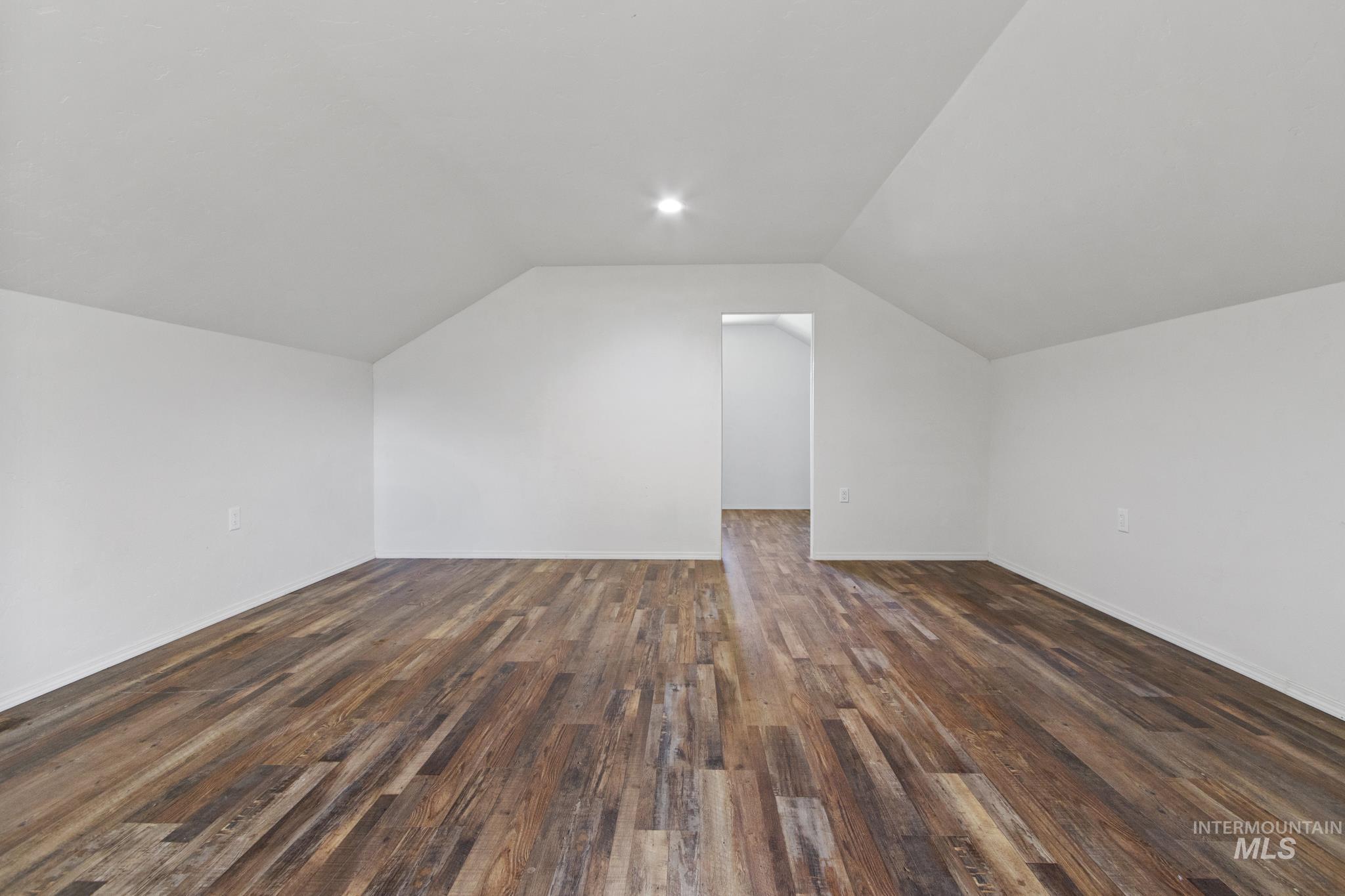 111 Swan Lane Property Photo 47