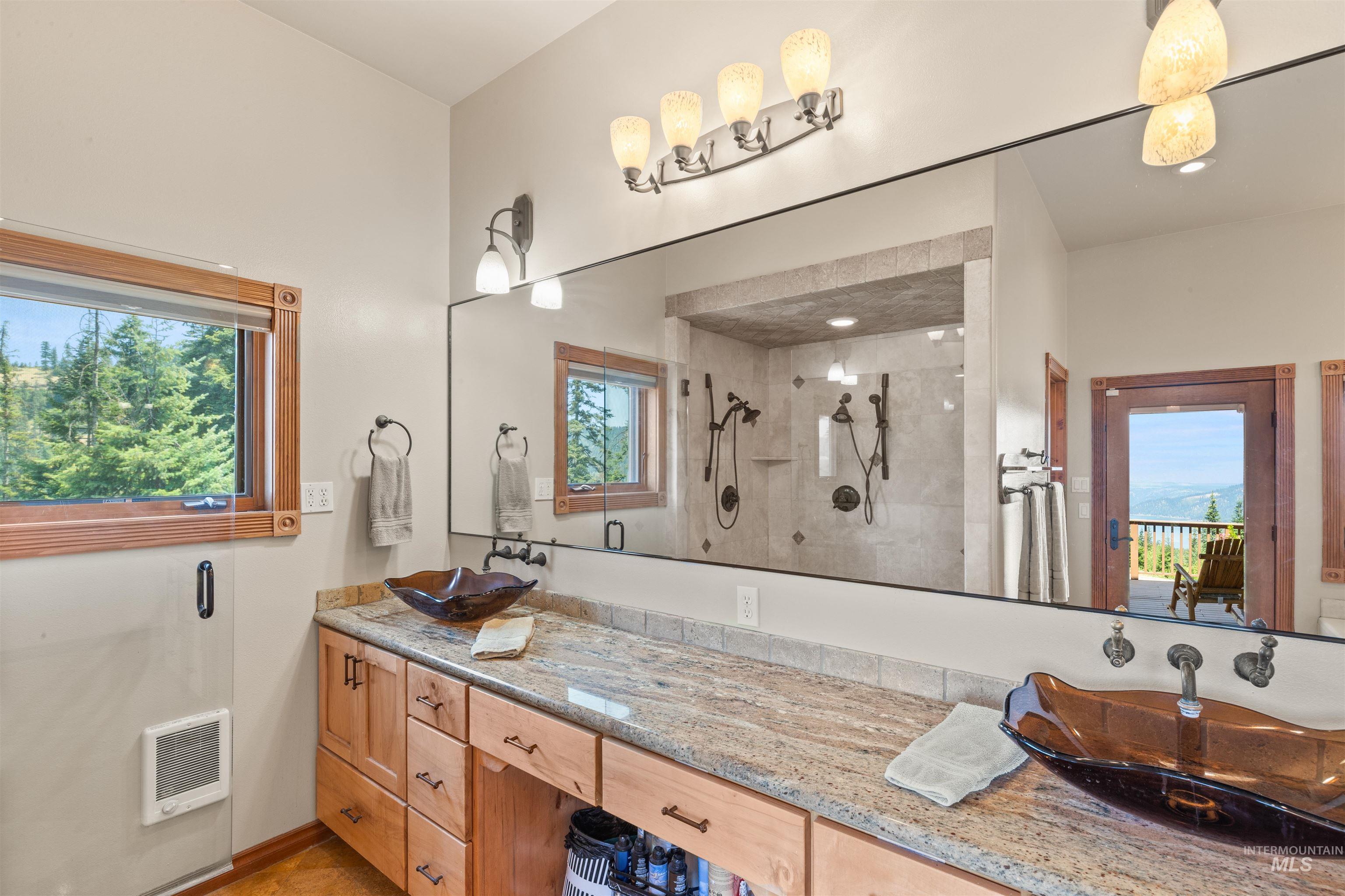 3688 Canyon Creek Road Property Photo 19