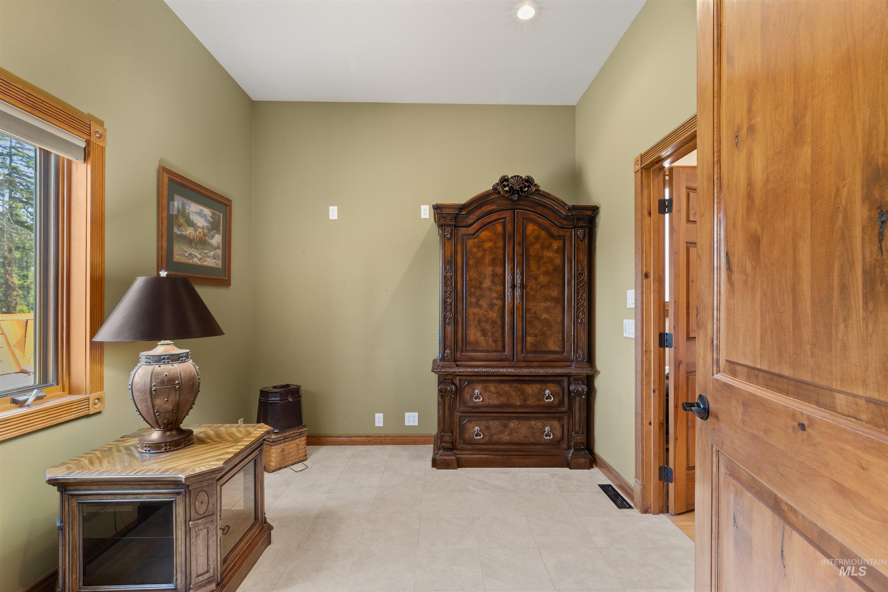 3688 Canyon Creek Road Property Photo 21