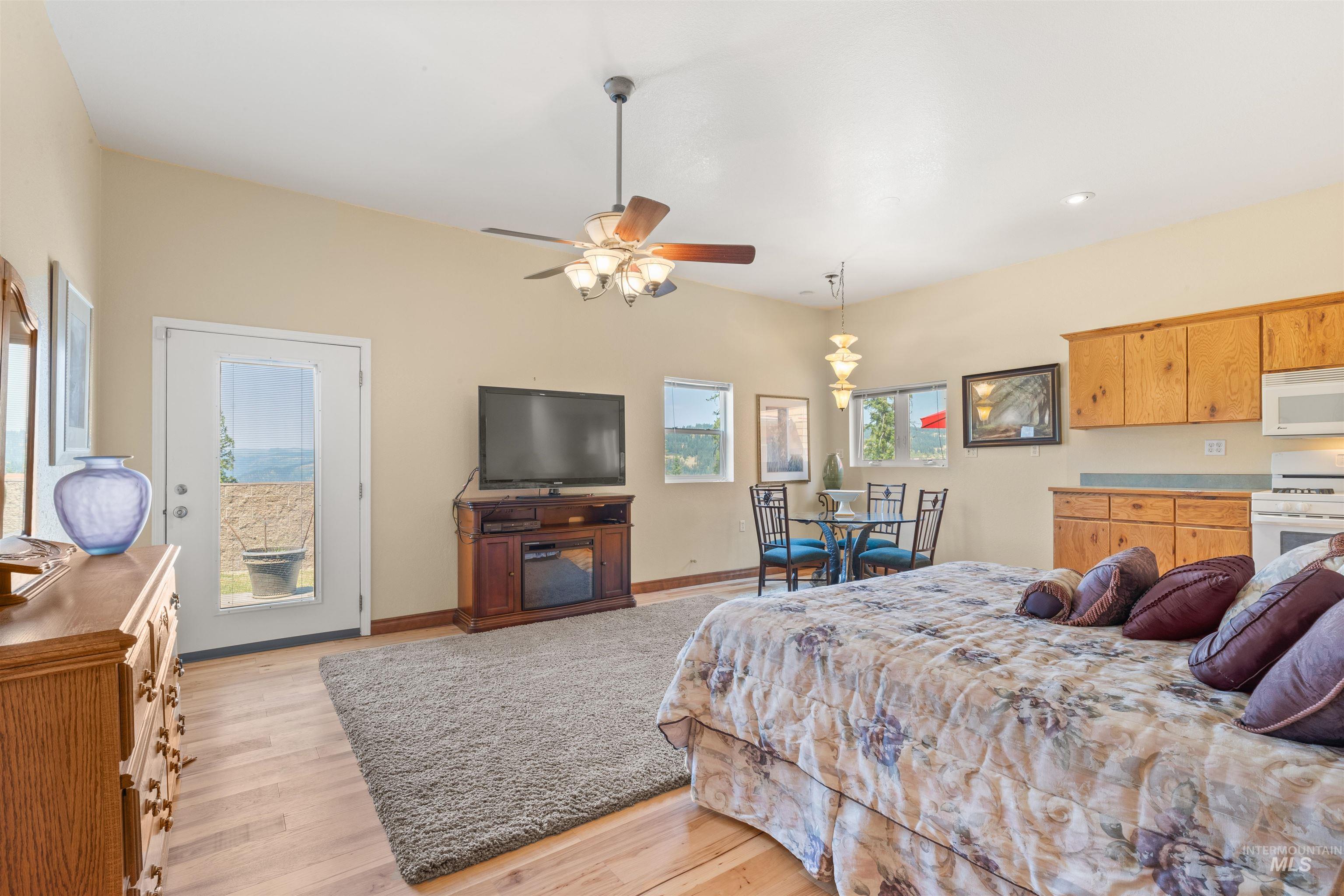 3688 Canyon Creek Road Property Photo 33