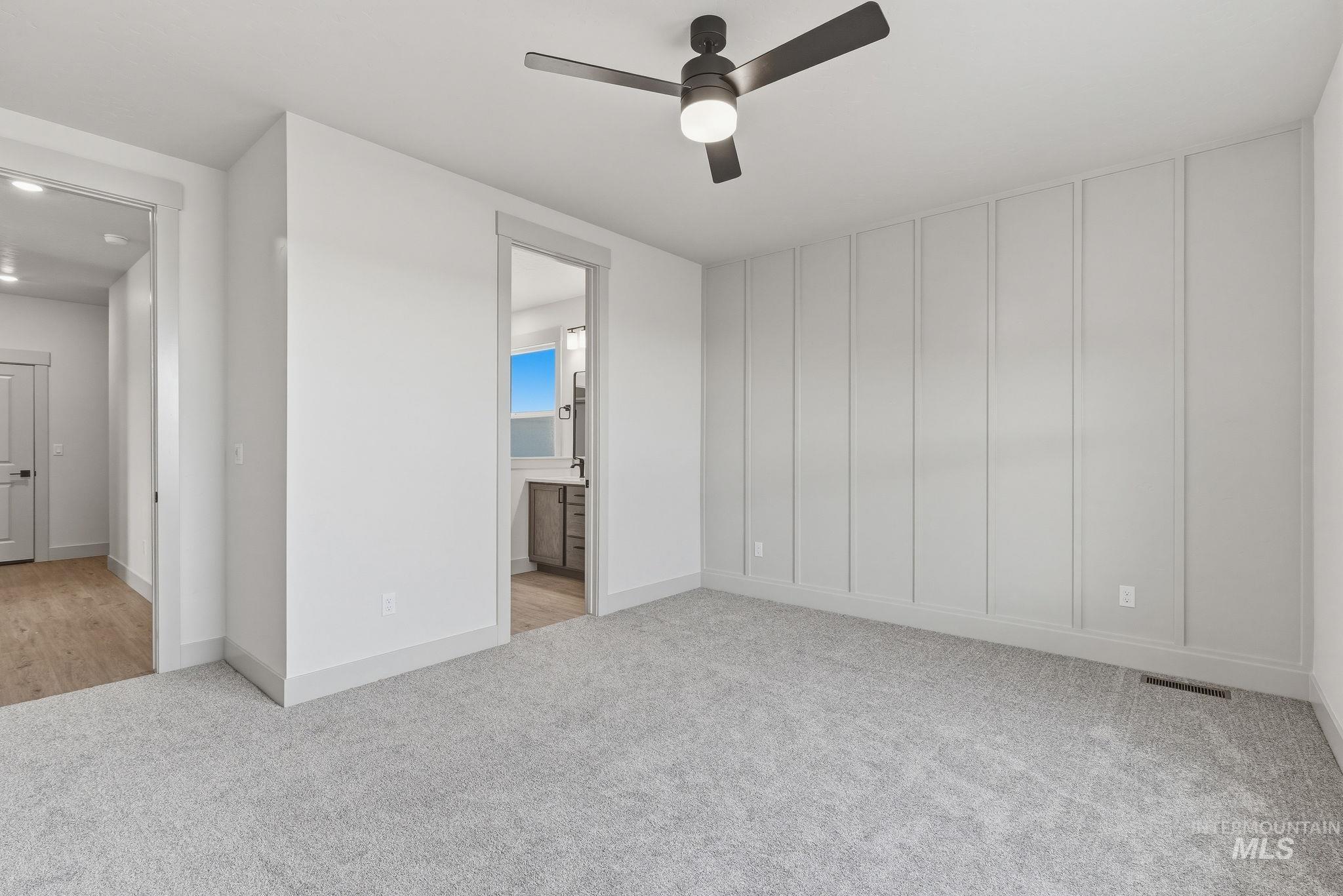 1125 Velvet Loop Property Photo 32