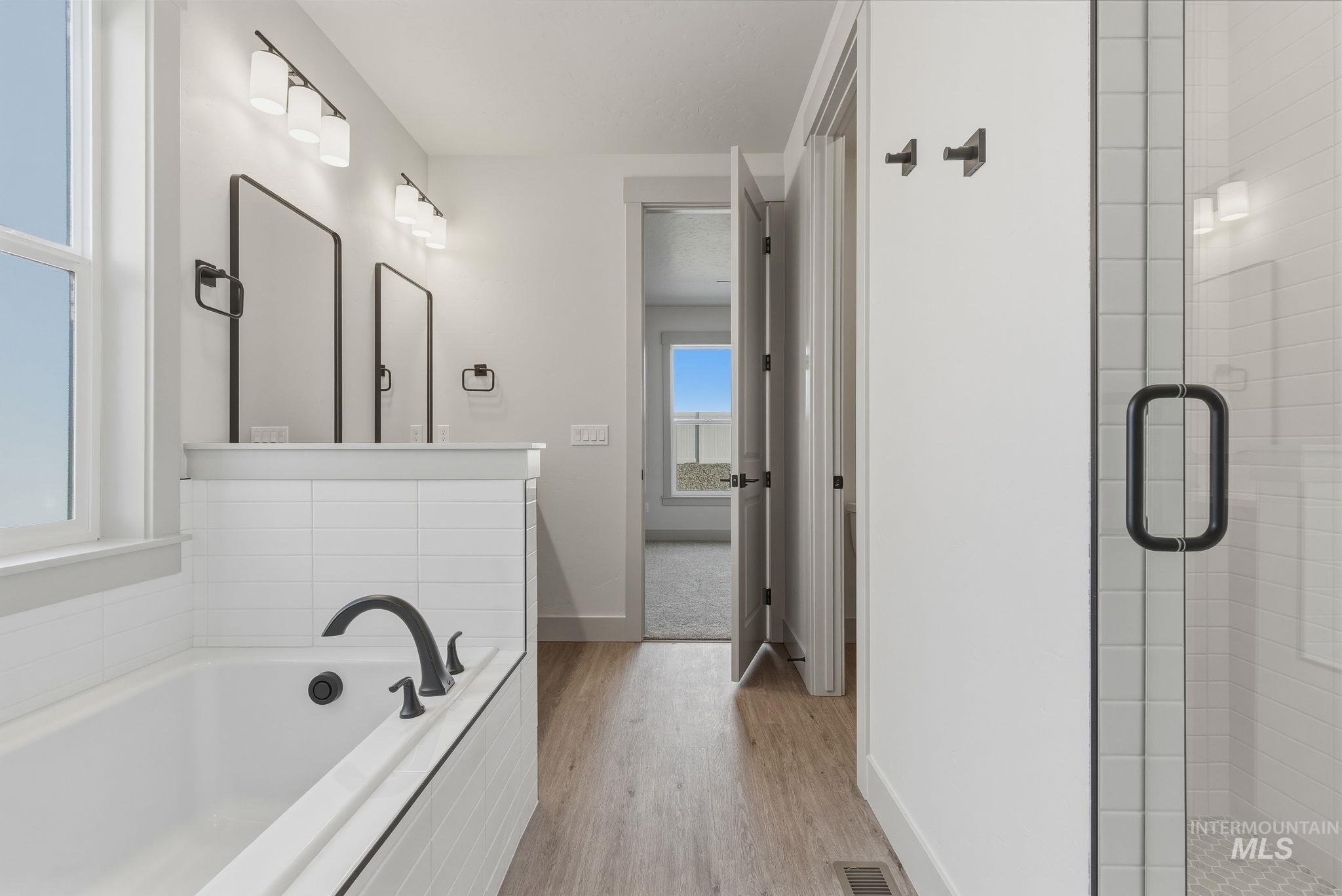 1125 Velvet Loop Property Photo 36