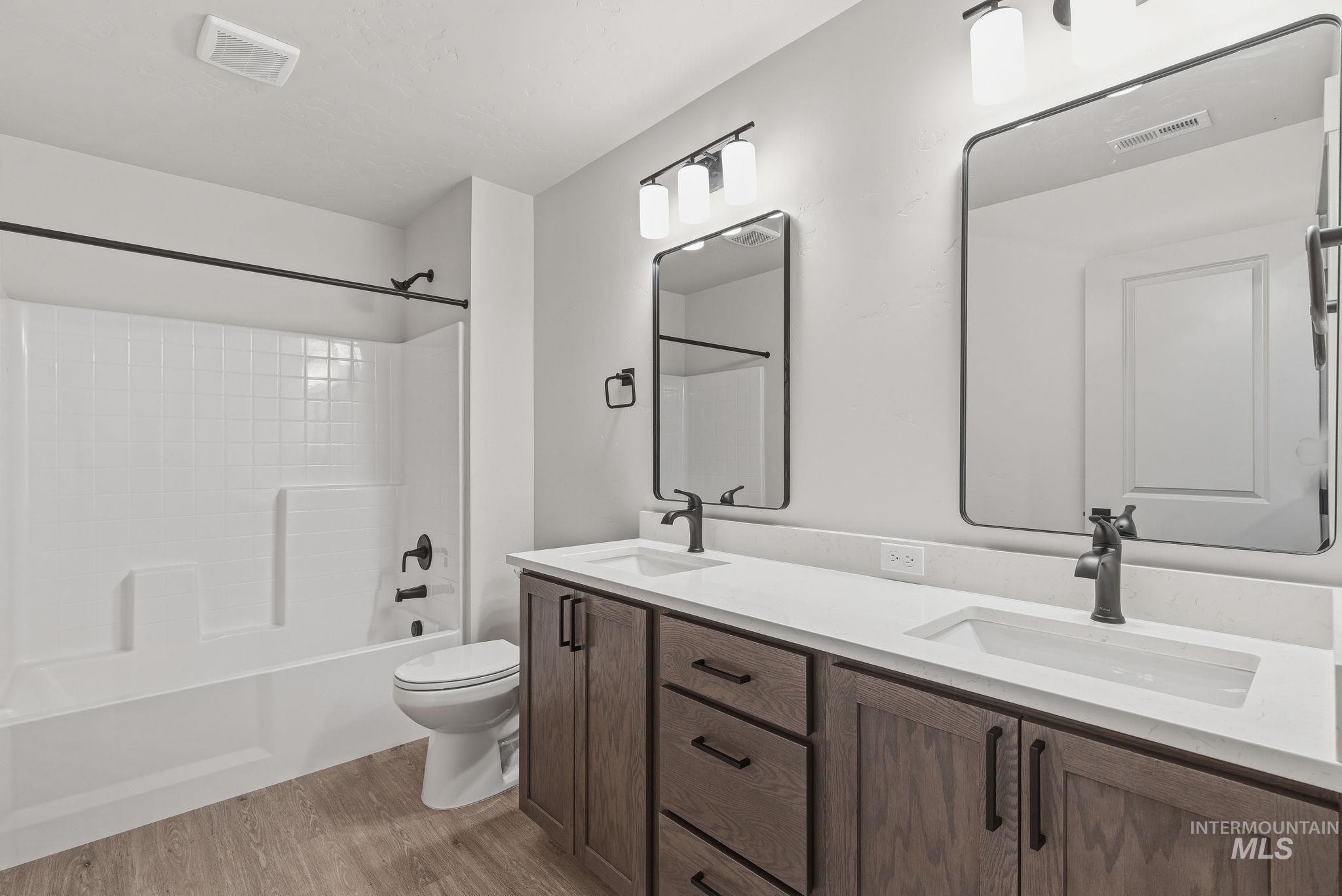 1125 Velvet Loop Property Photo 42