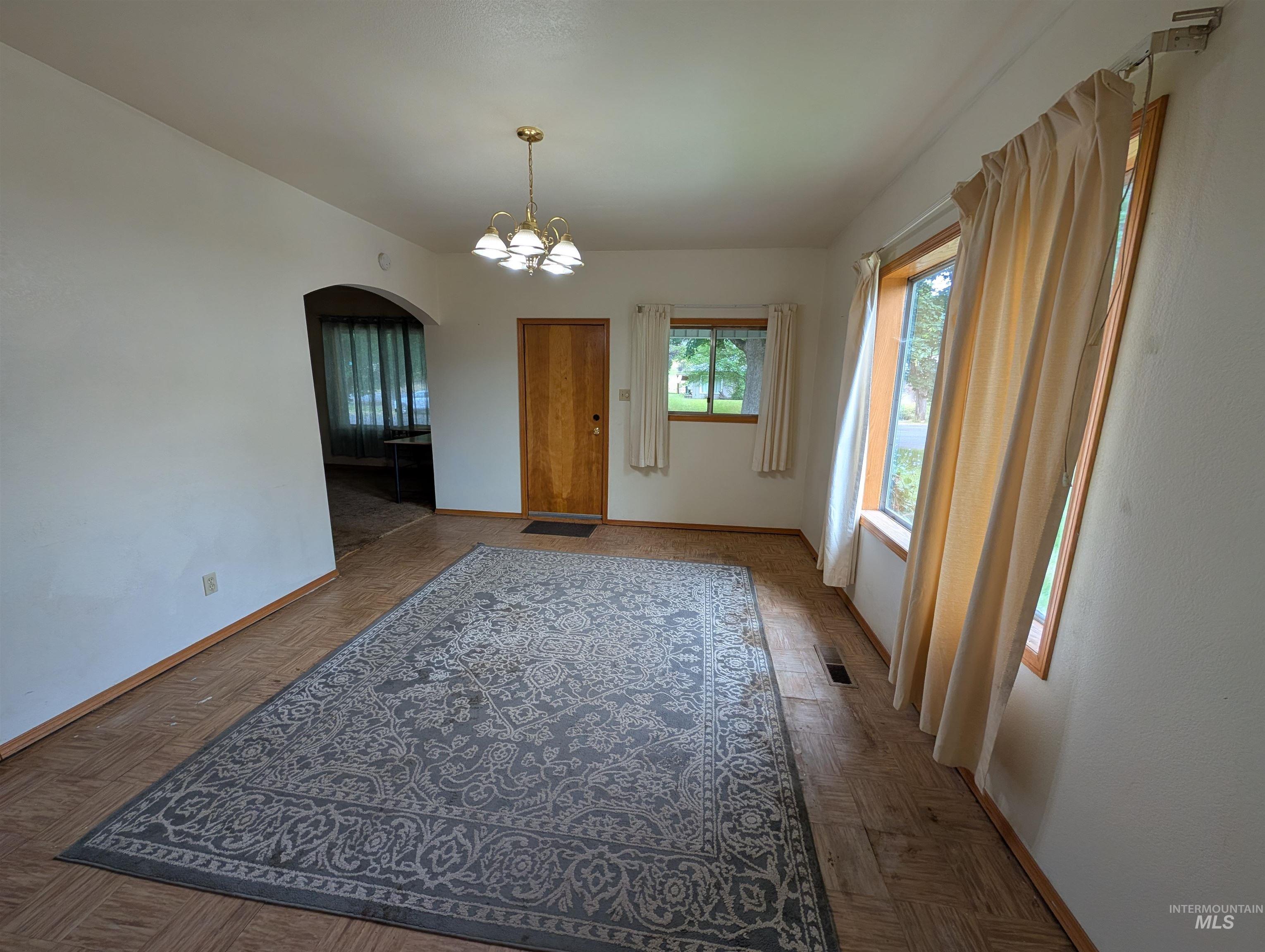 815 Maple Street Property Photo 2