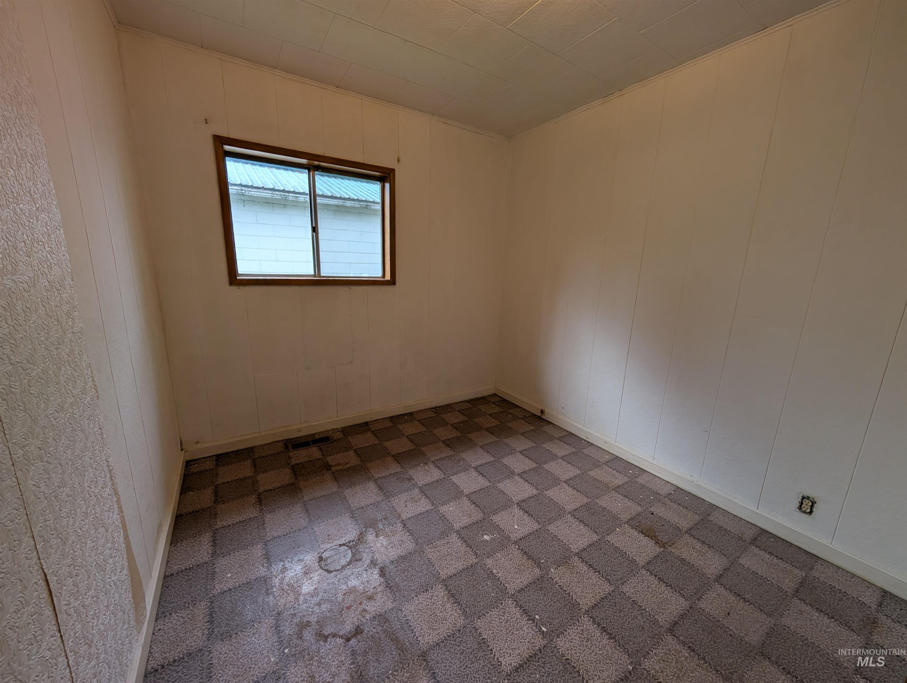 815 Maple Street Property Photo 6