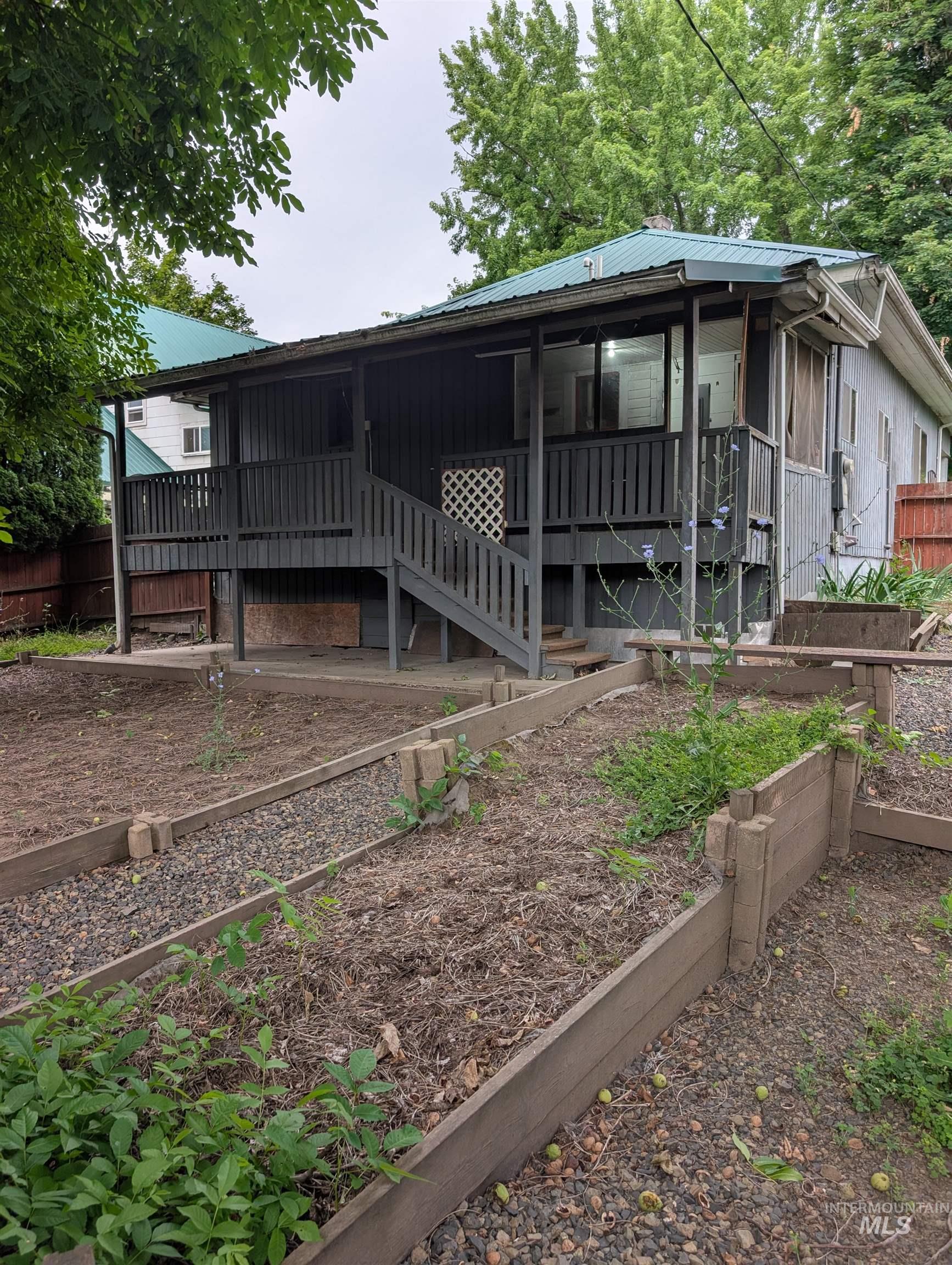 815 Maple Street Property Photo 20