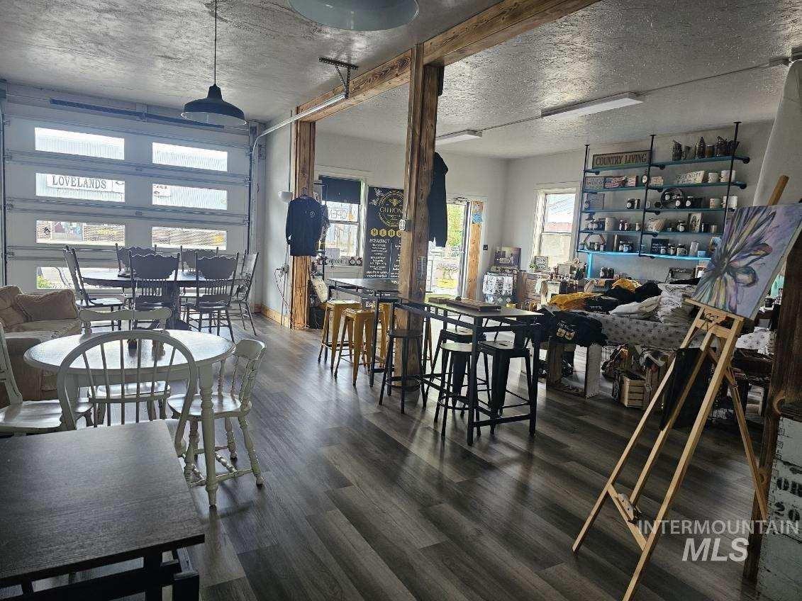 30 N Superior Property Photo 2