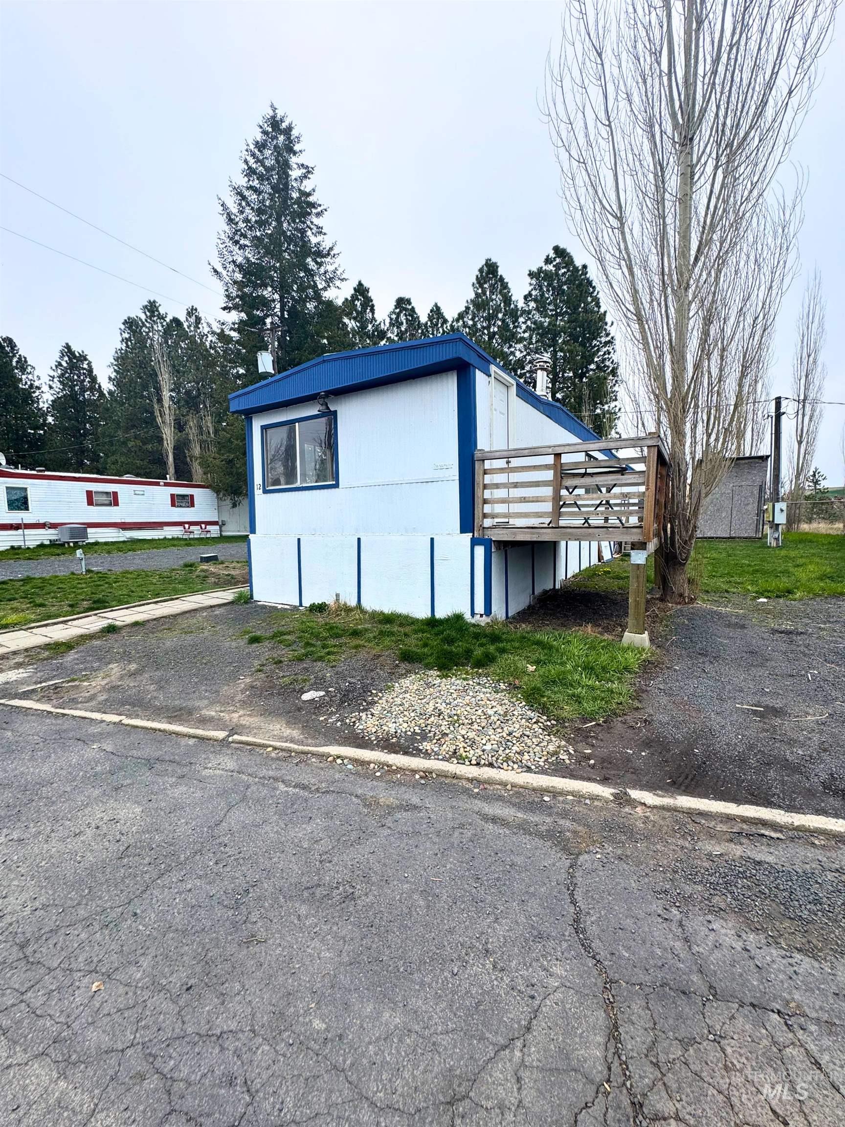 913 W Palouse River Dr Property Photo 14