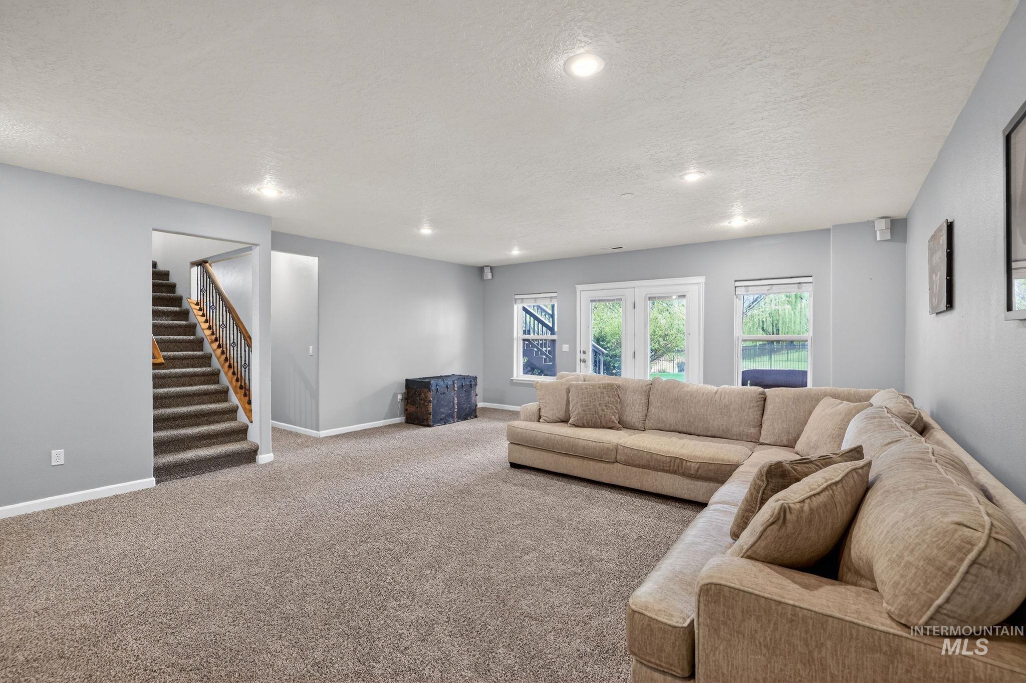 2598 E Greenbrook Dr Property Photo 21