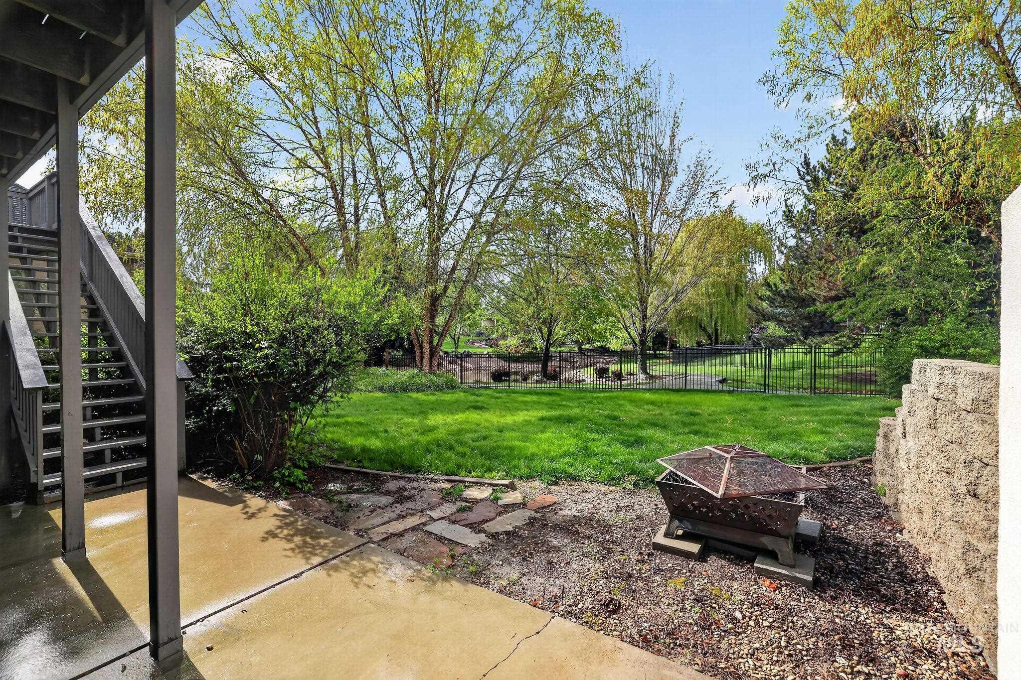 2598 E Greenbrook Dr Property Photo 34