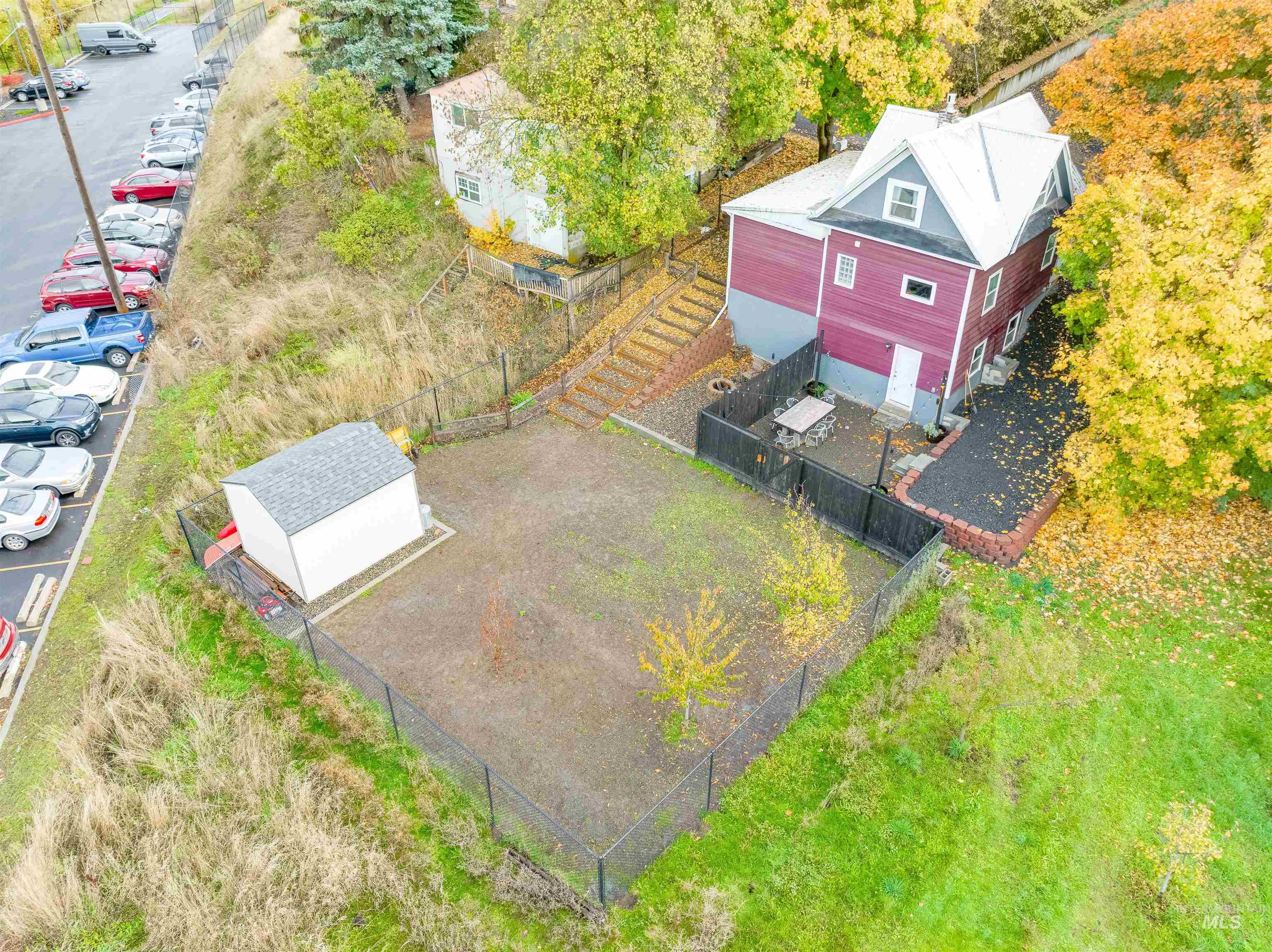 212 E Henley St. Property Photo 46