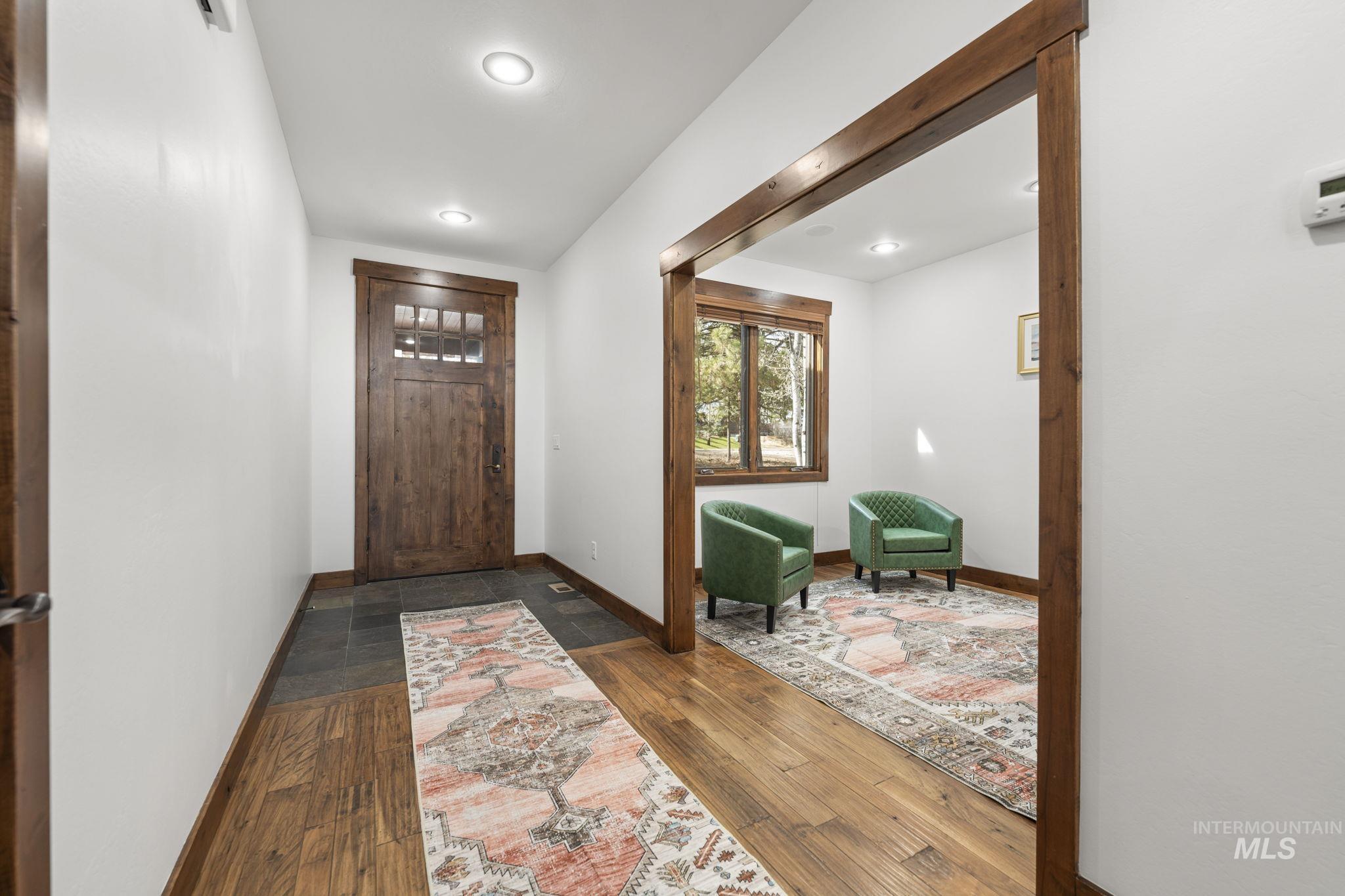 12924 Dawn Drive Property Photo 11