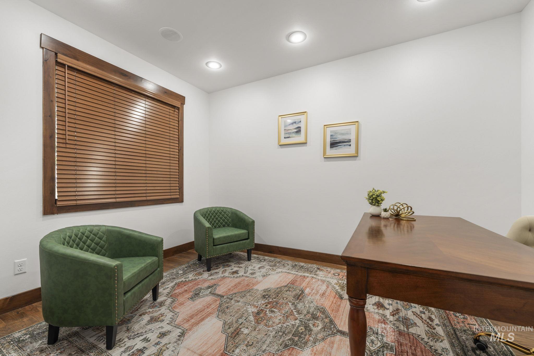 12924 Dawn Drive Property Photo 12