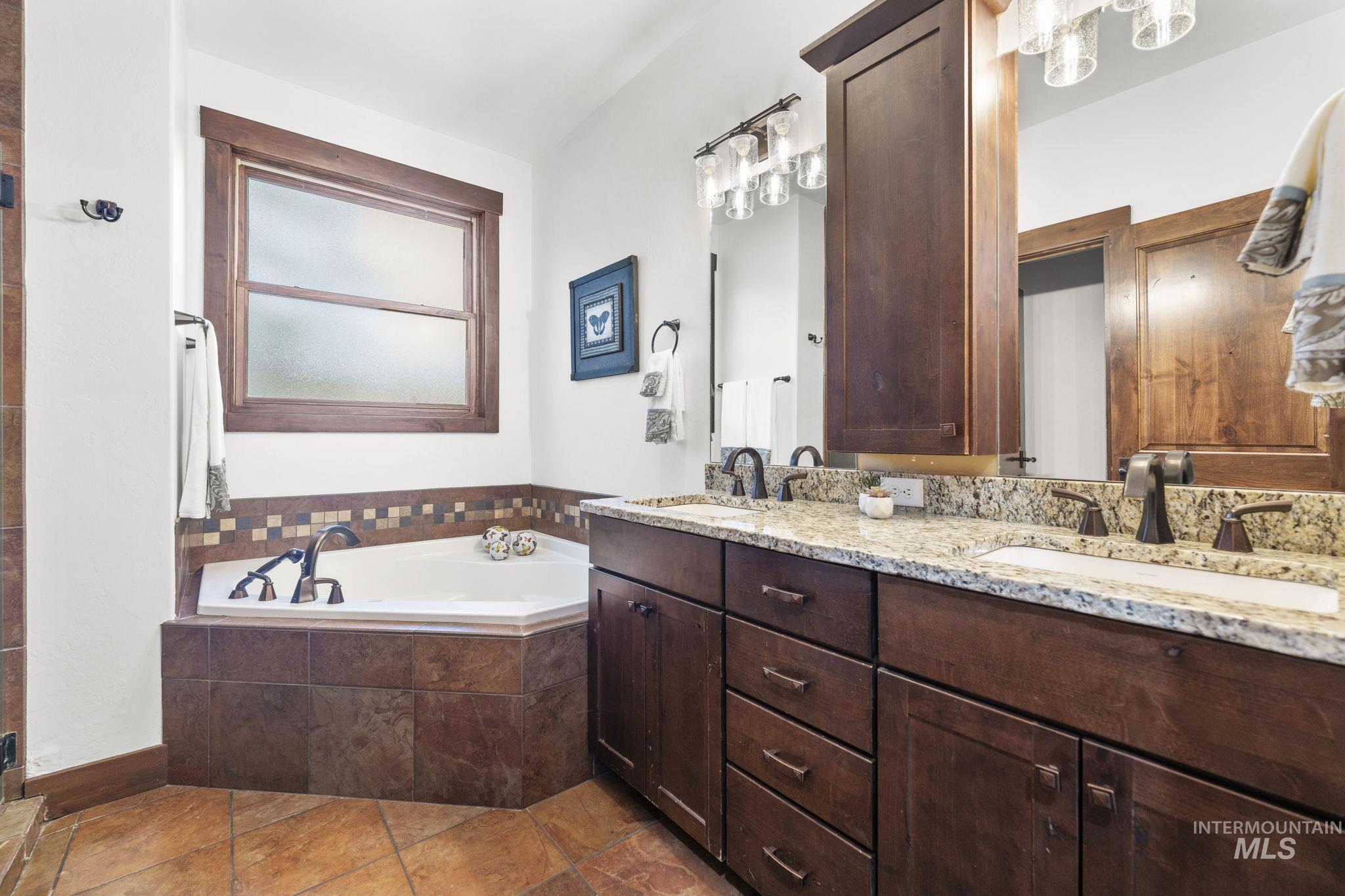 12924 Dawn Drive Property Photo 24