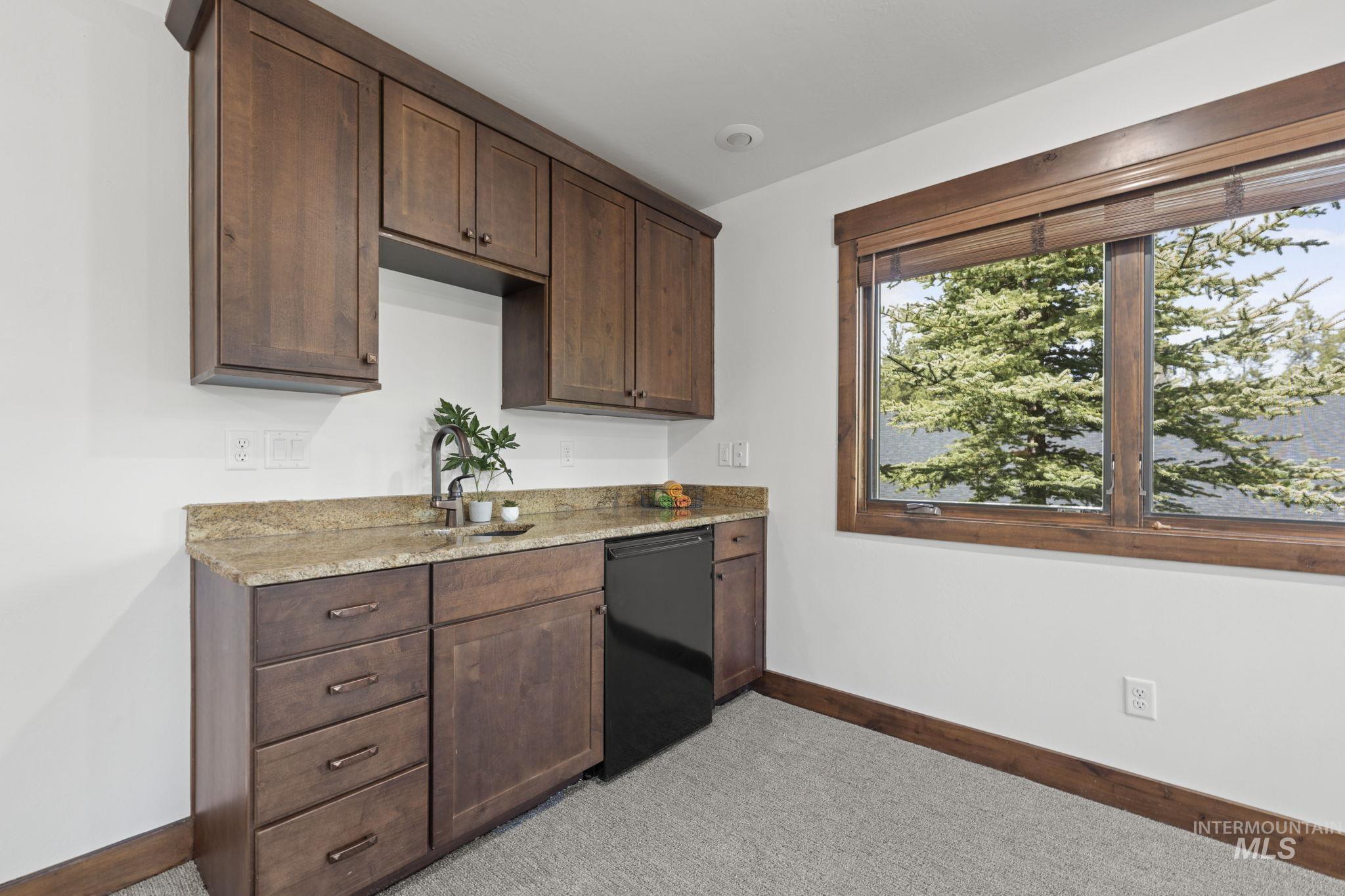 12924 Dawn Drive Property Photo 36
