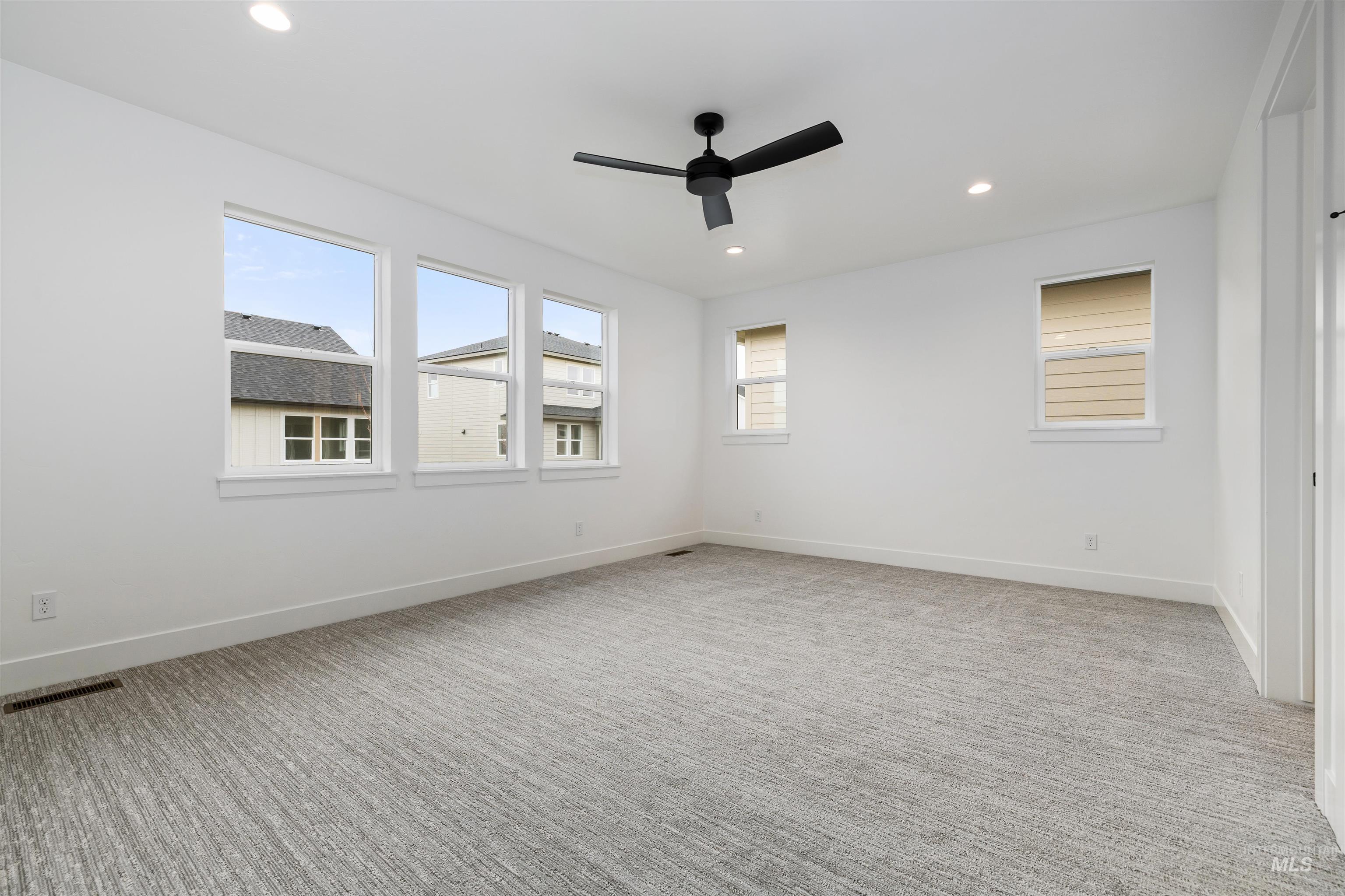 10520 W Shumard Drive Property Photo 26