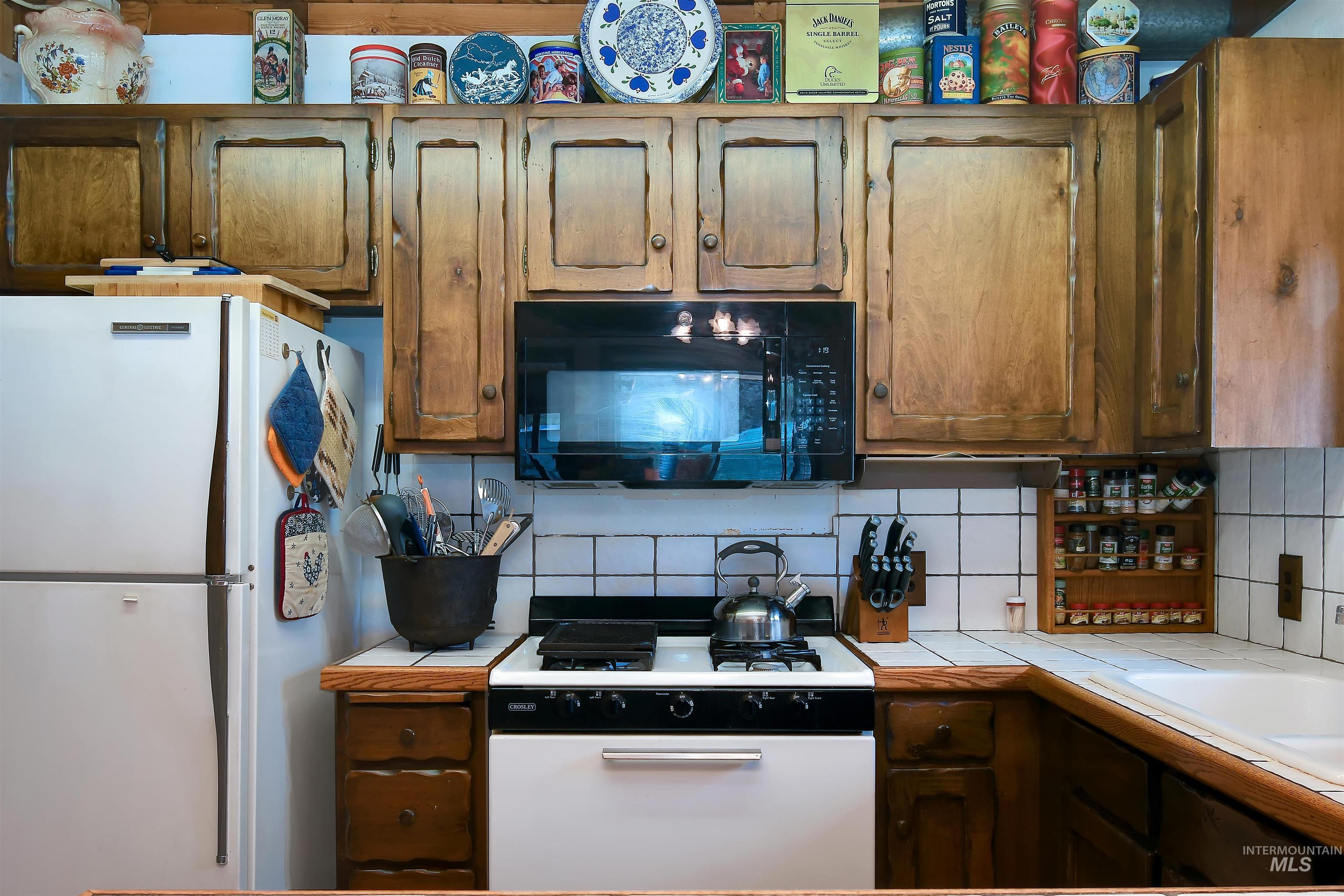 10 Bransons Dr Property Photo 15