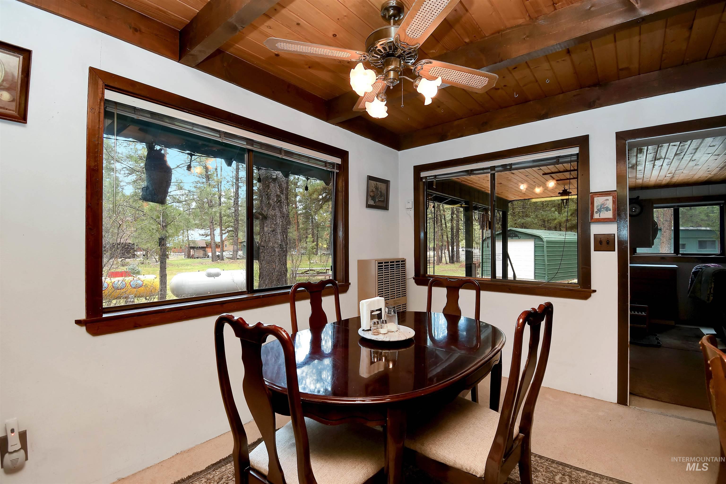 10 Bransons Dr Property Photo 20