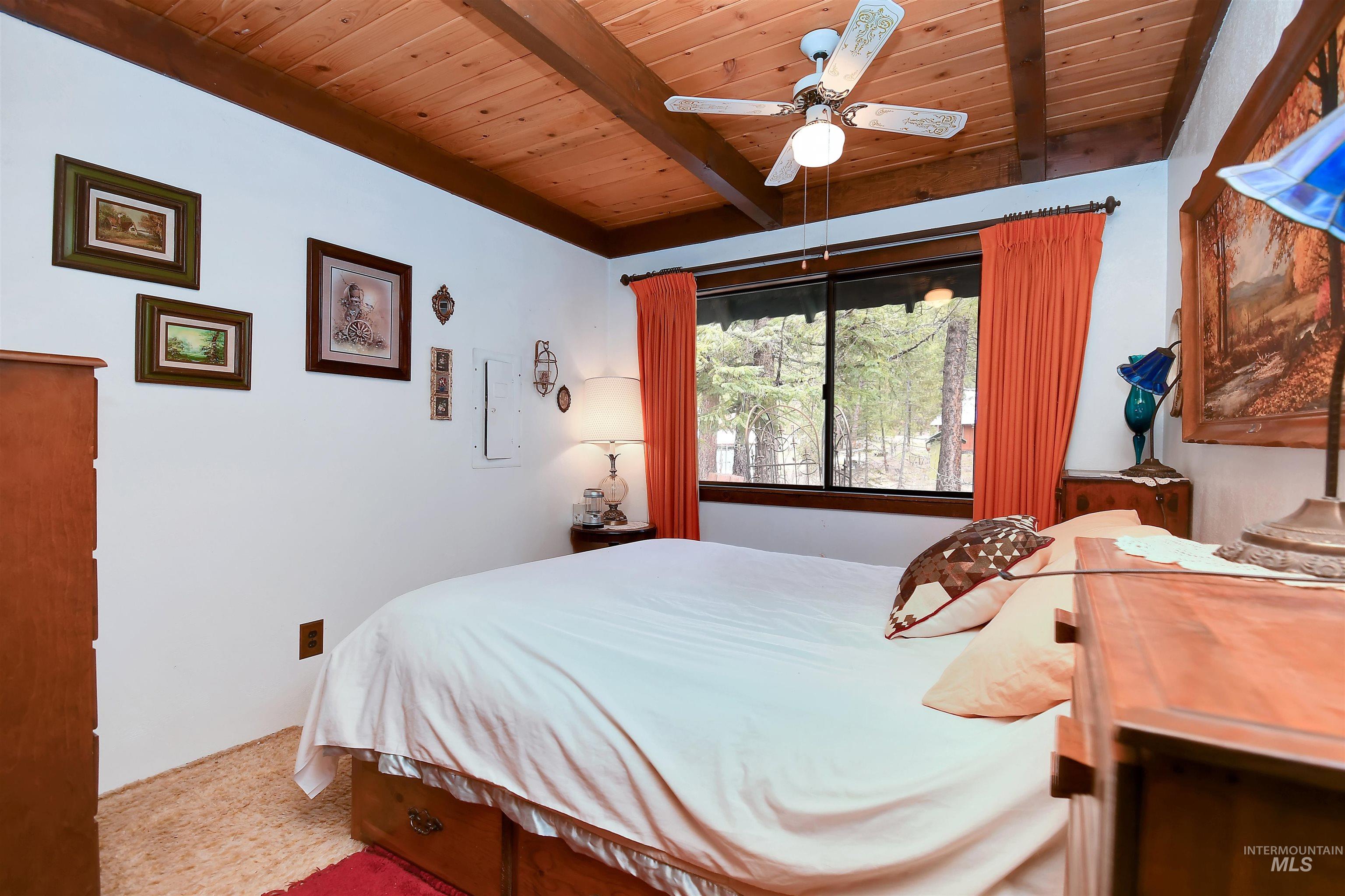 10 Bransons Dr Property Photo 25
