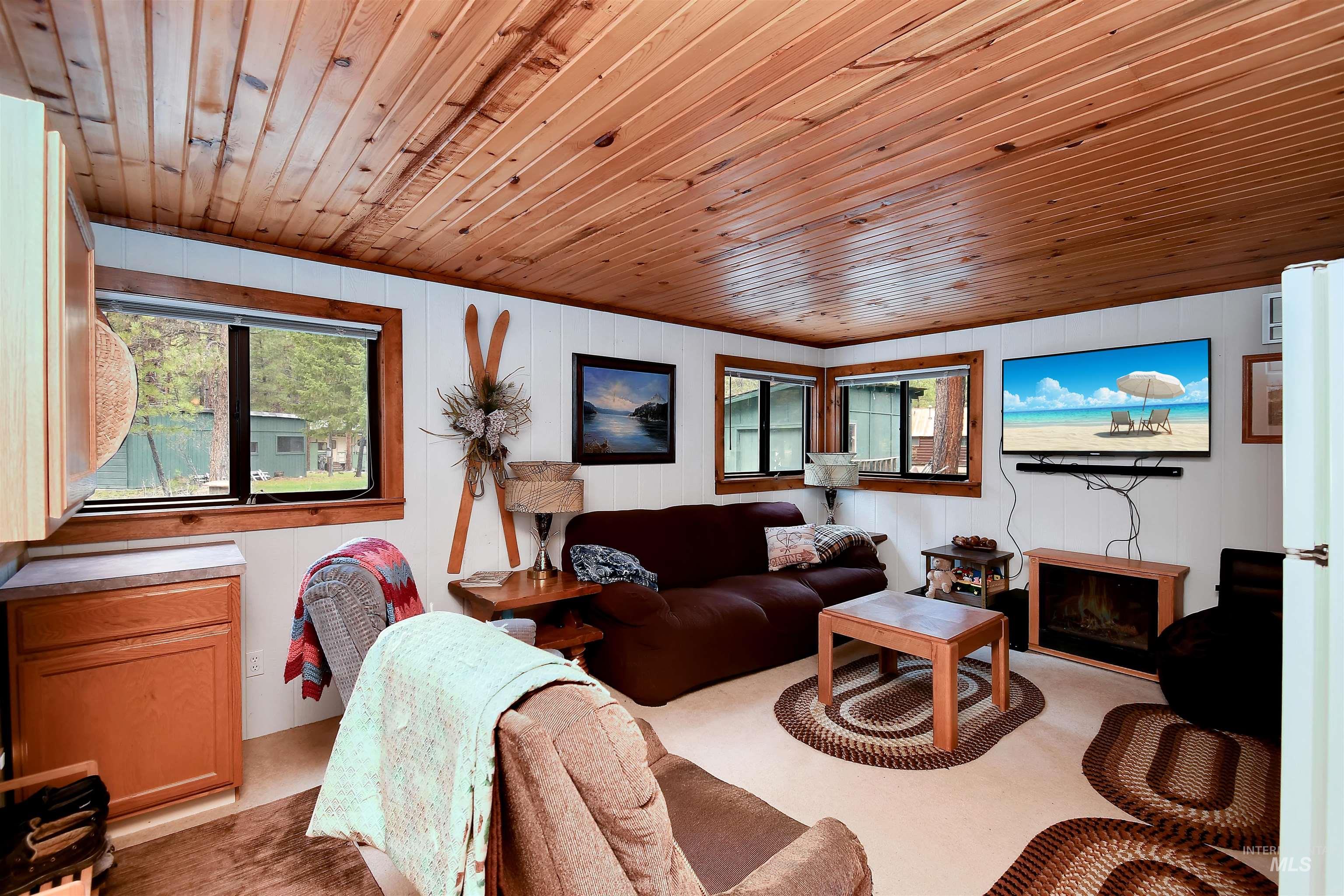 10 Bransons Dr Property Photo 26