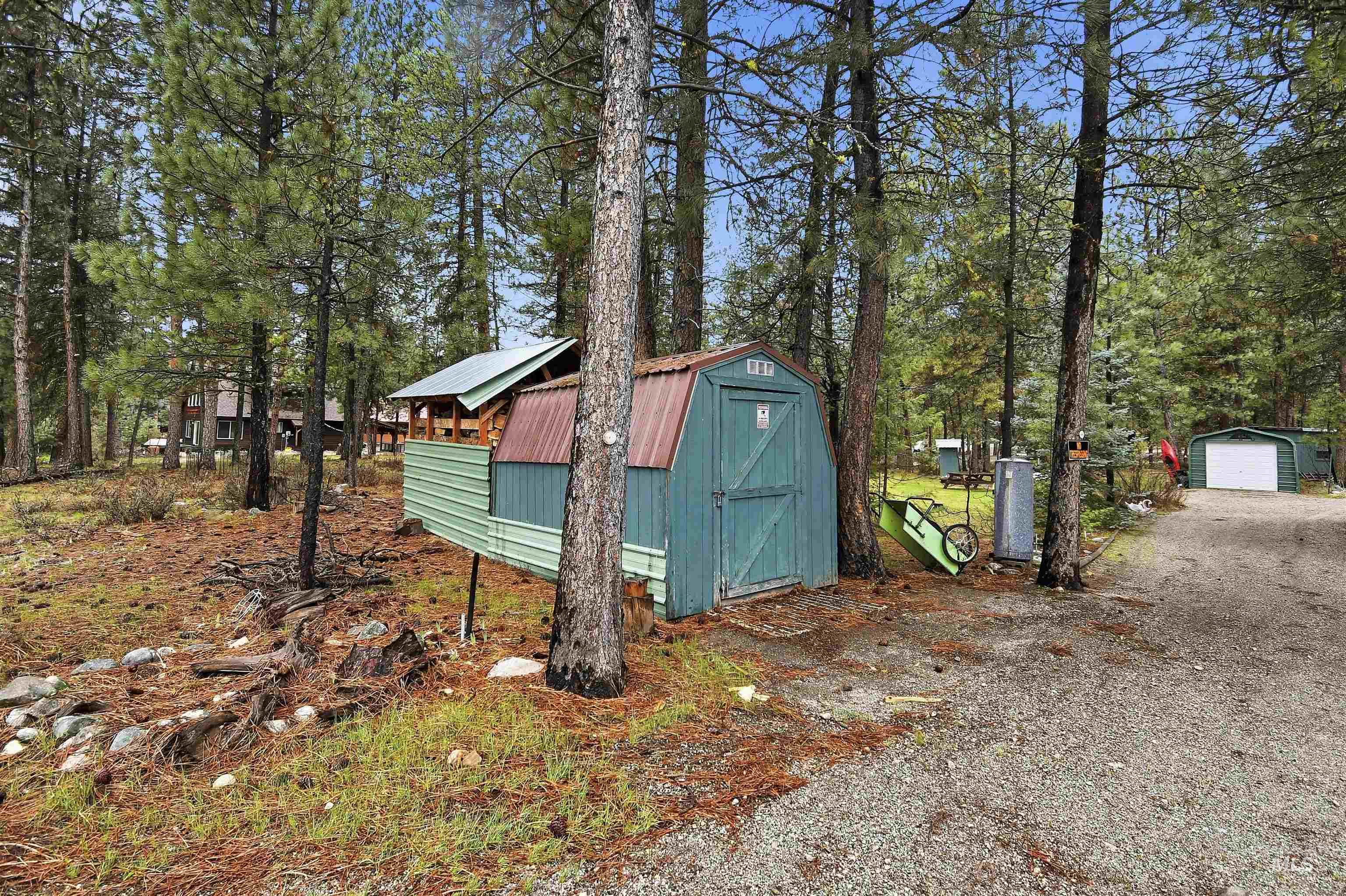 10 Bransons Dr Property Photo 39