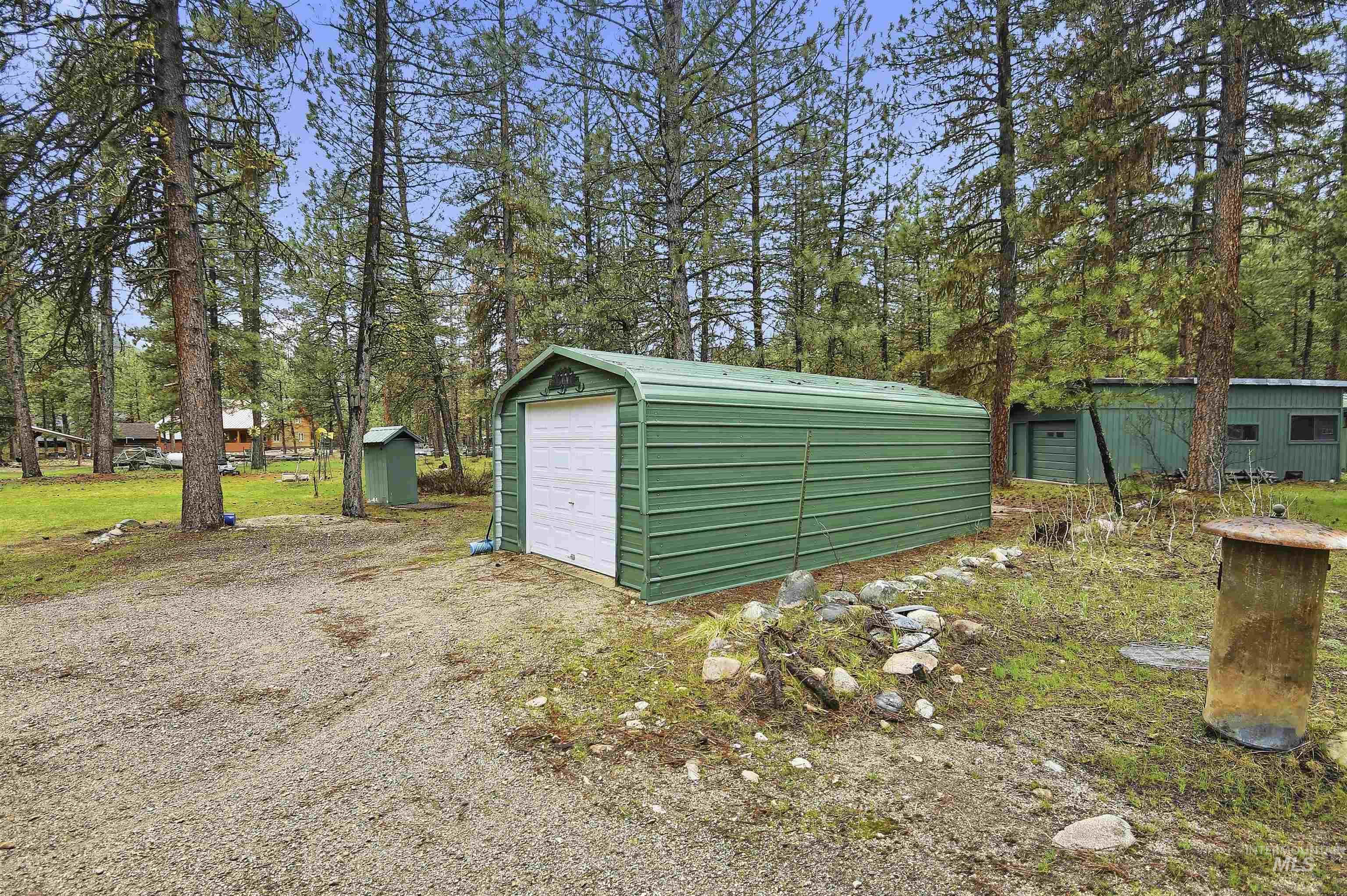 10 Bransons Dr Property Photo 42