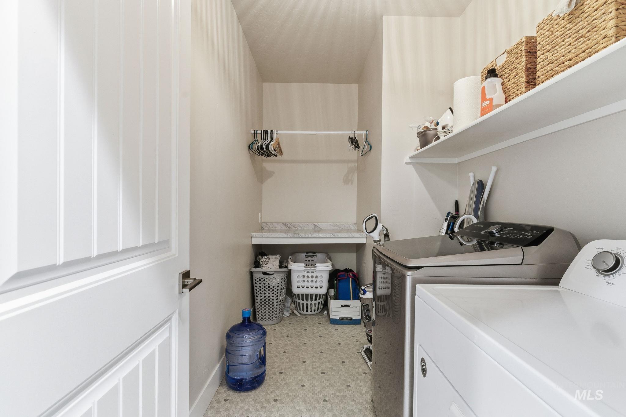 12602 S Teano Ave. Property Photo 25
