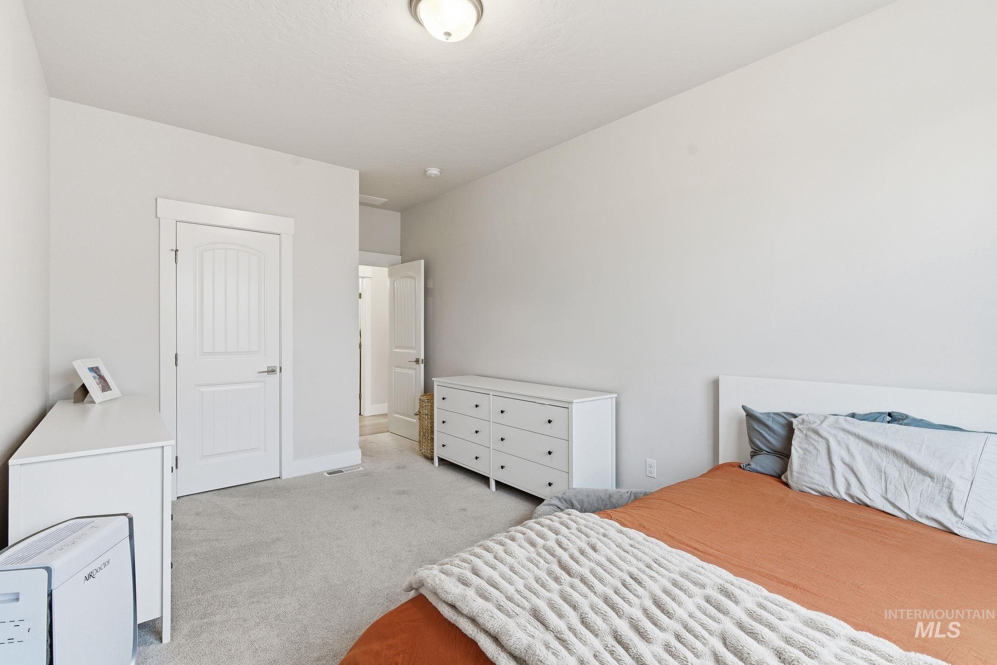 12602 S Teano Ave. Property Photo 29