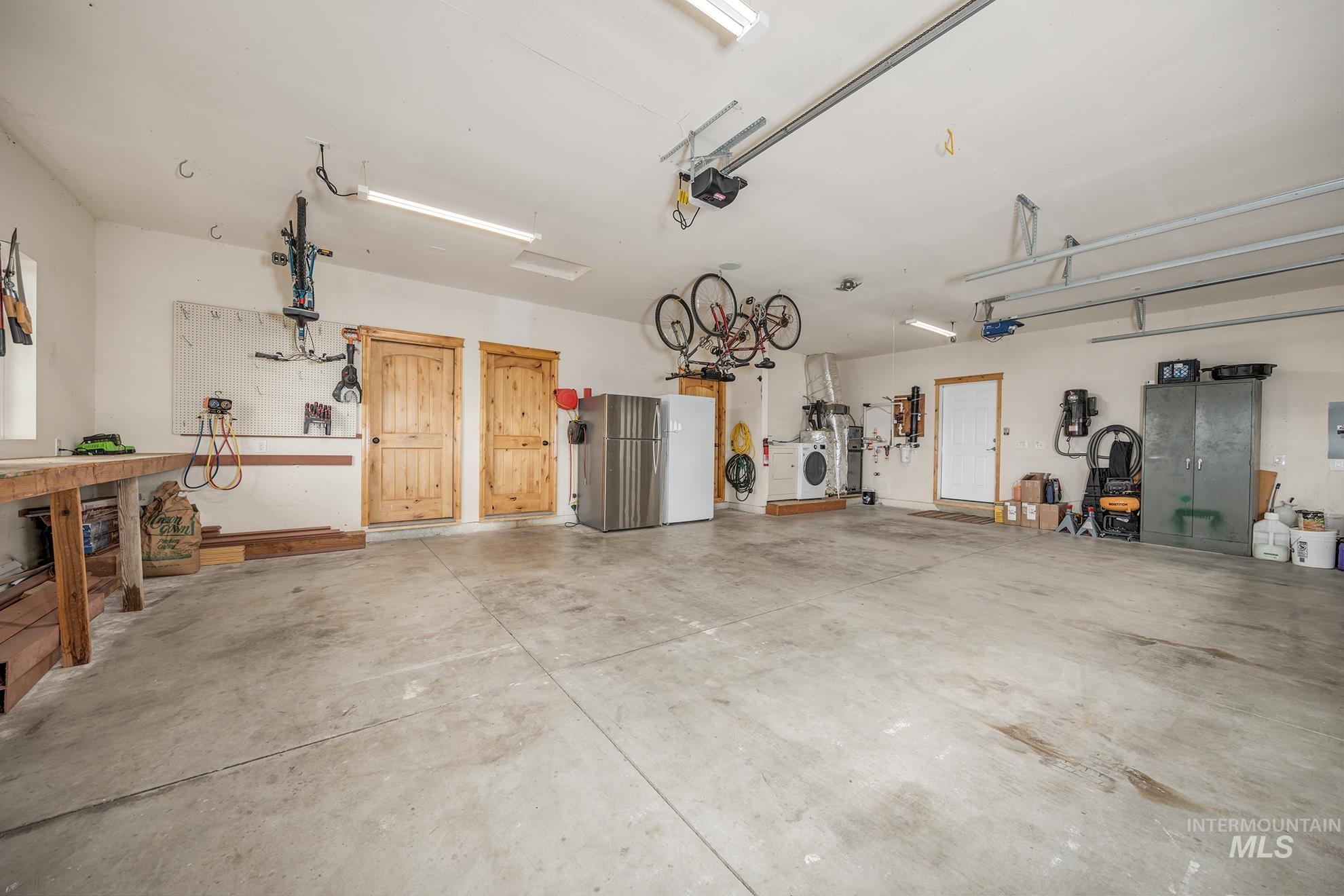 1573 Loafer Lane Property Photo 27