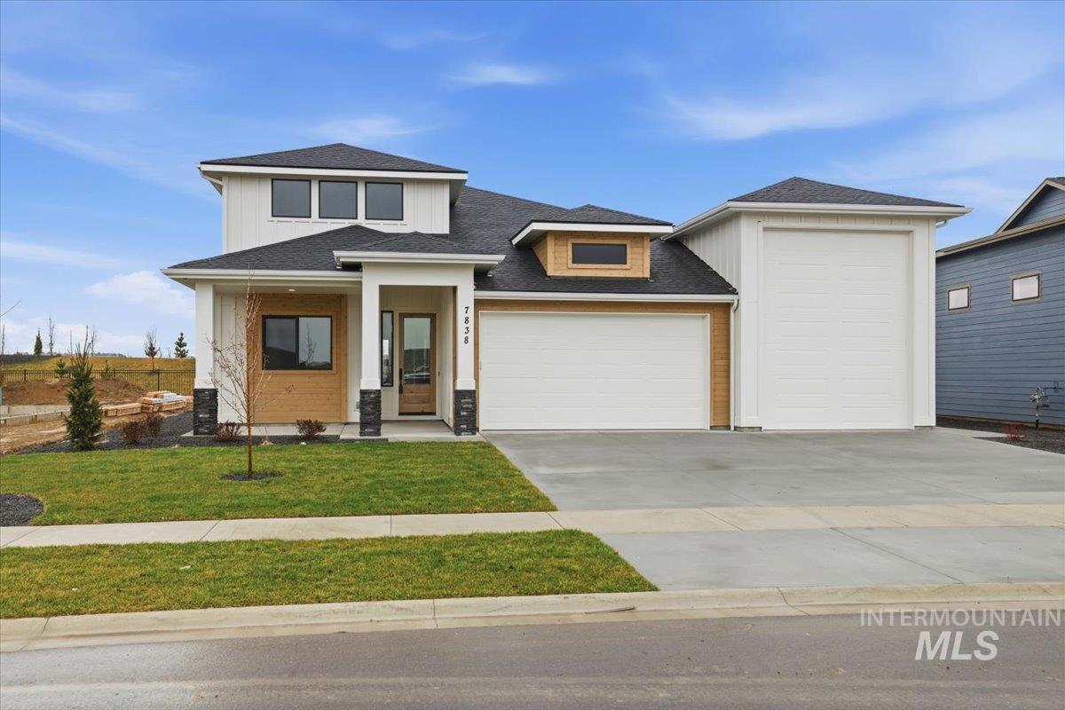 7838 W Flathead Lake St Property Photo 1